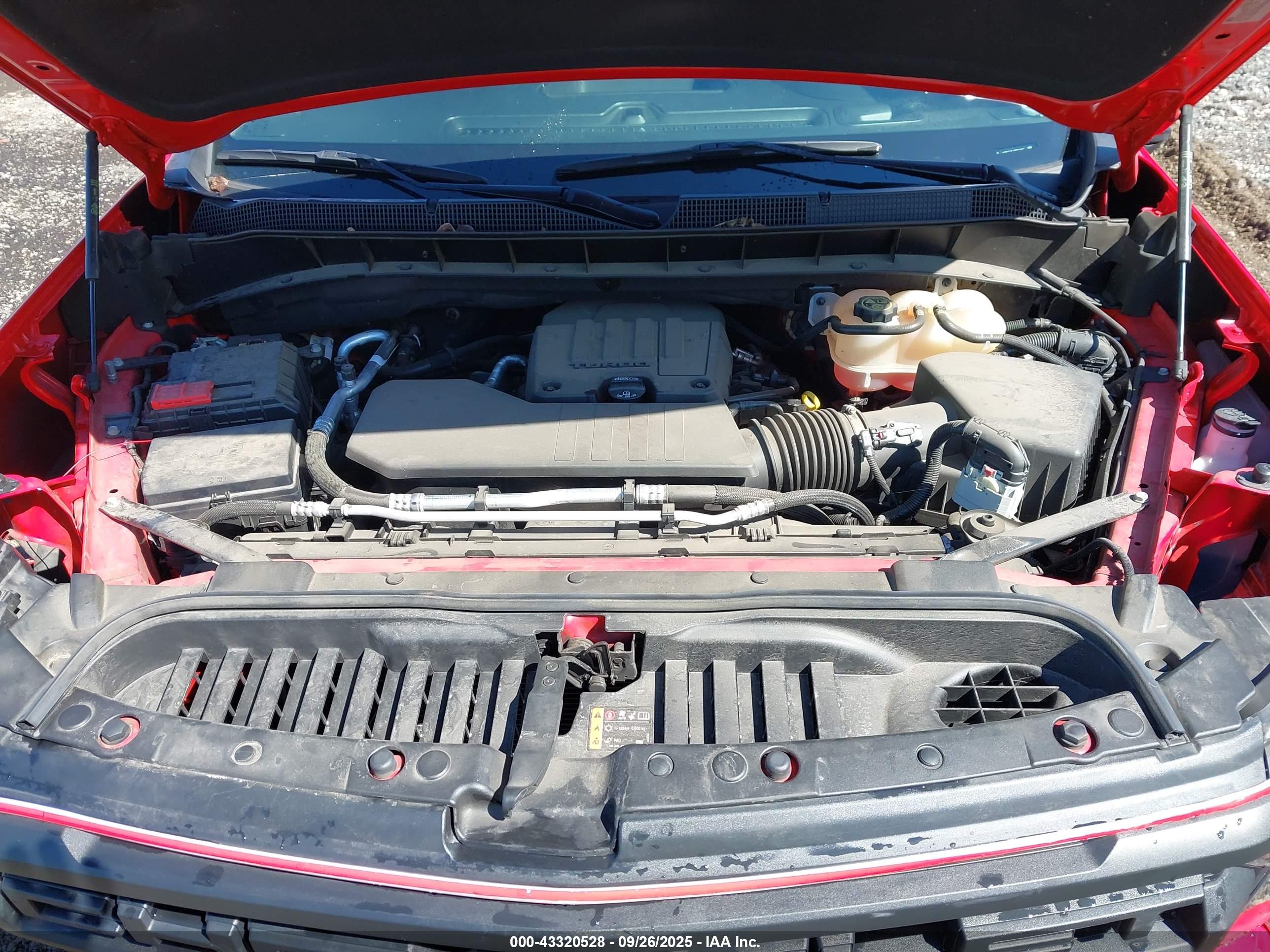 CHEVROLET SILVERADO image 10