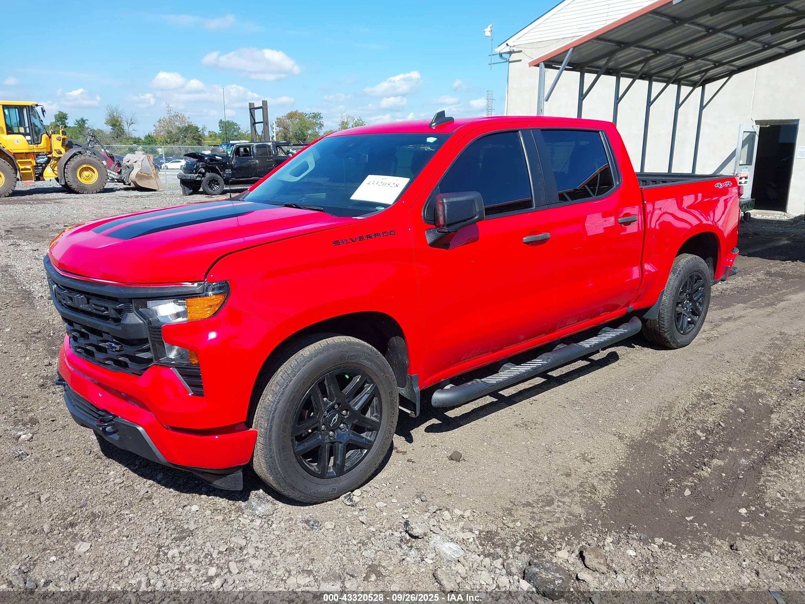 CHEVROLET SILVERADO image 2
