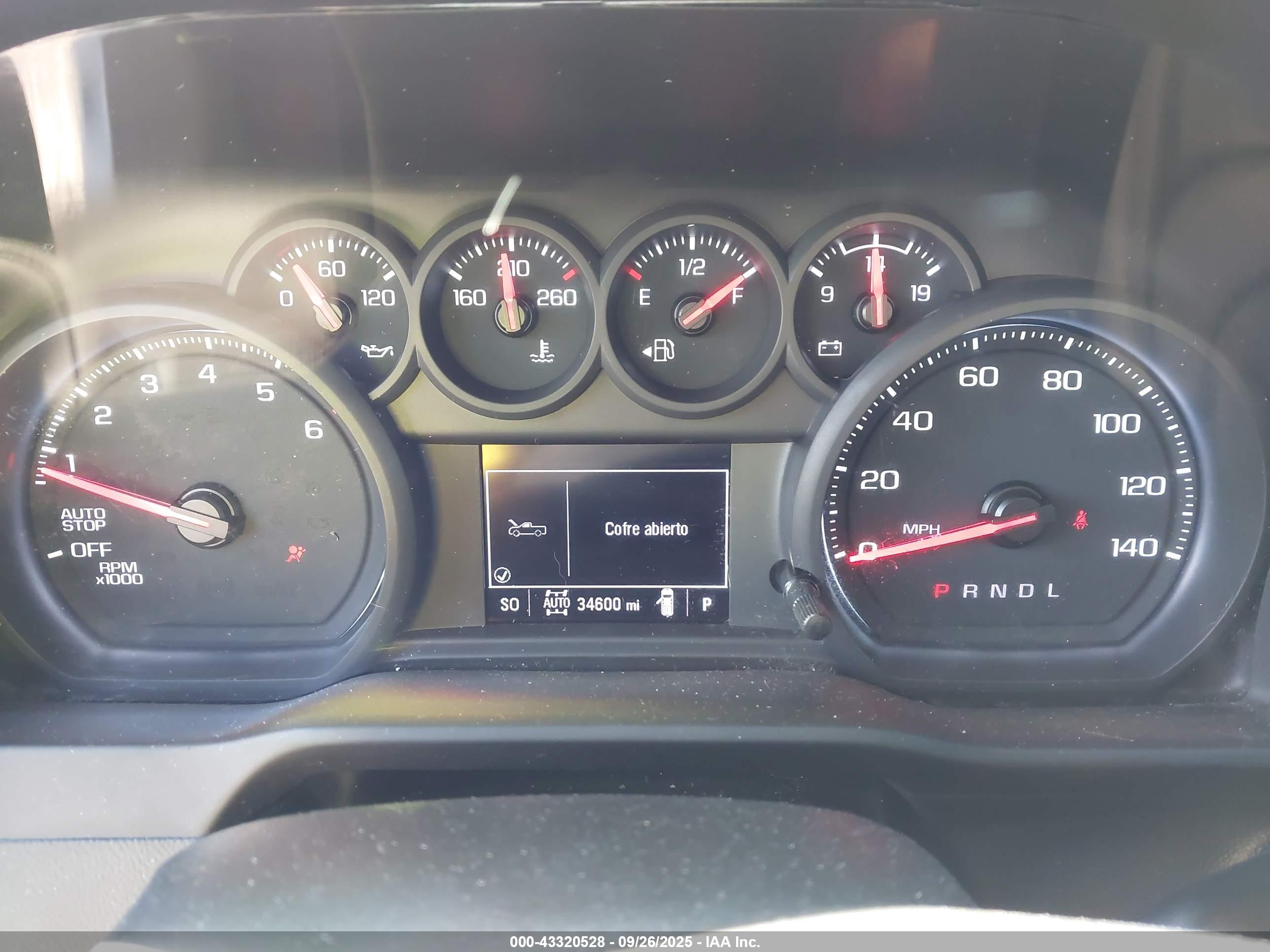 CHEVROLET SILVERADO image 7