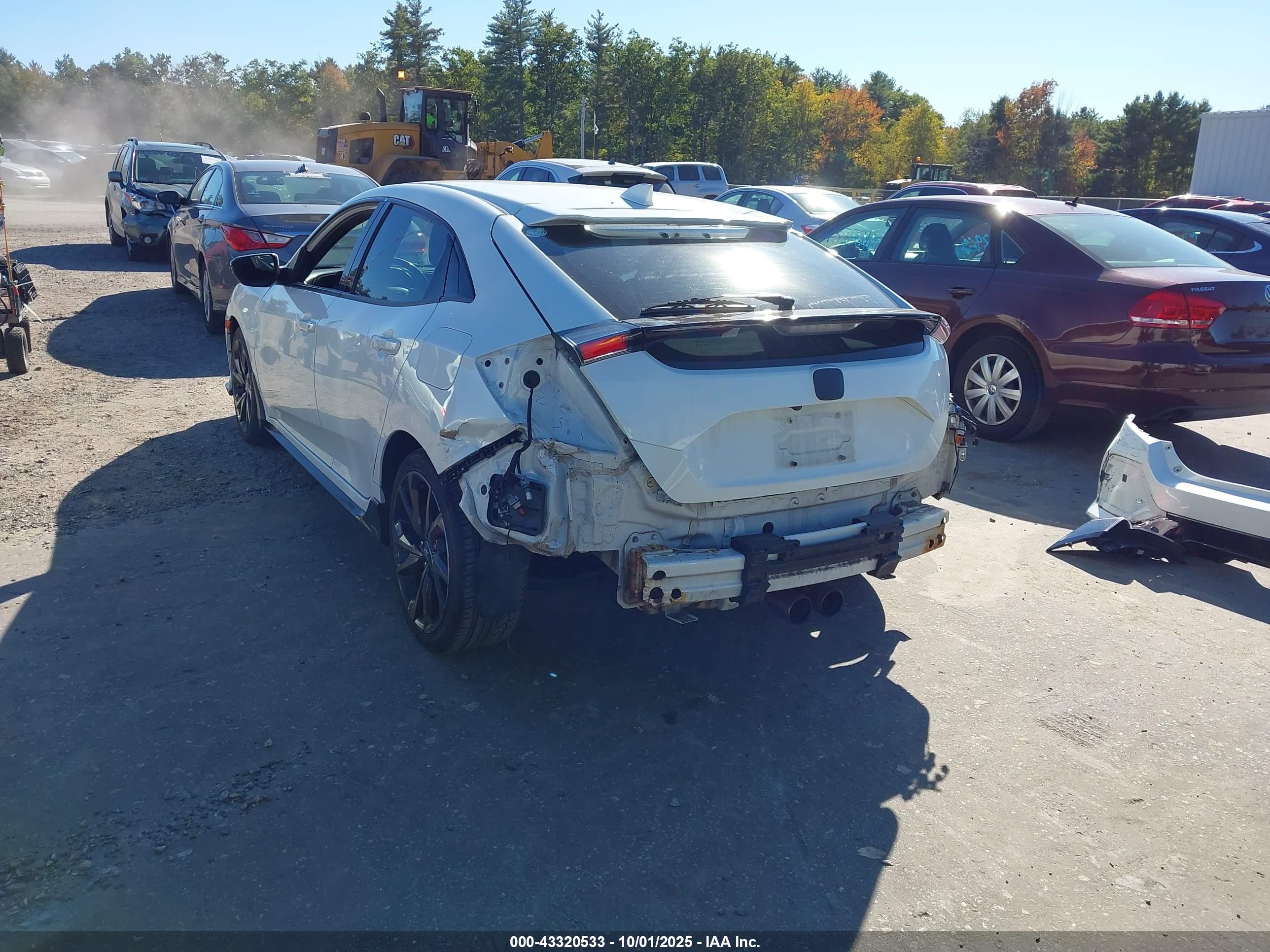 HONDA CIVIC image 3