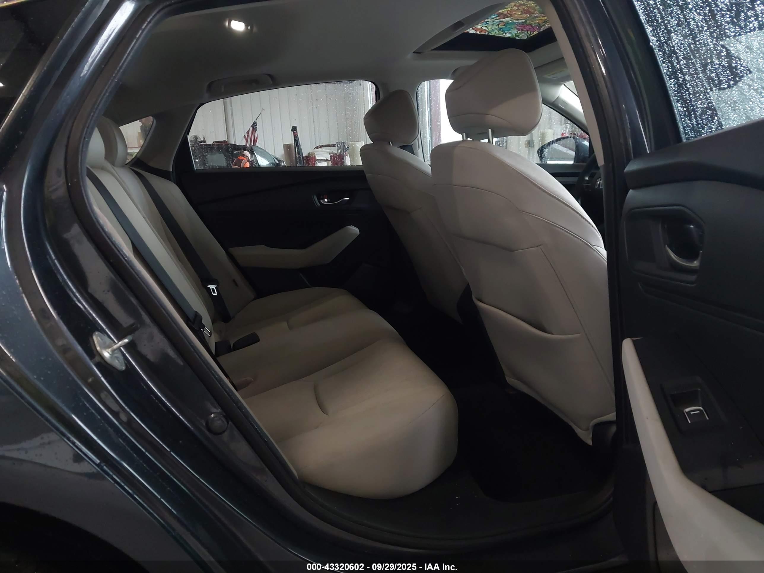 HONDA ACCORD image 8