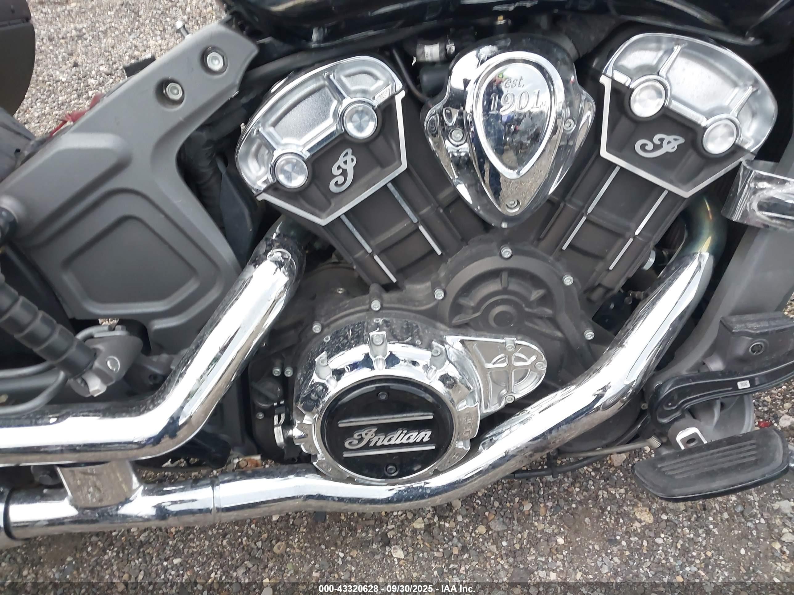 INDIAN MOTORCYCLE image 8