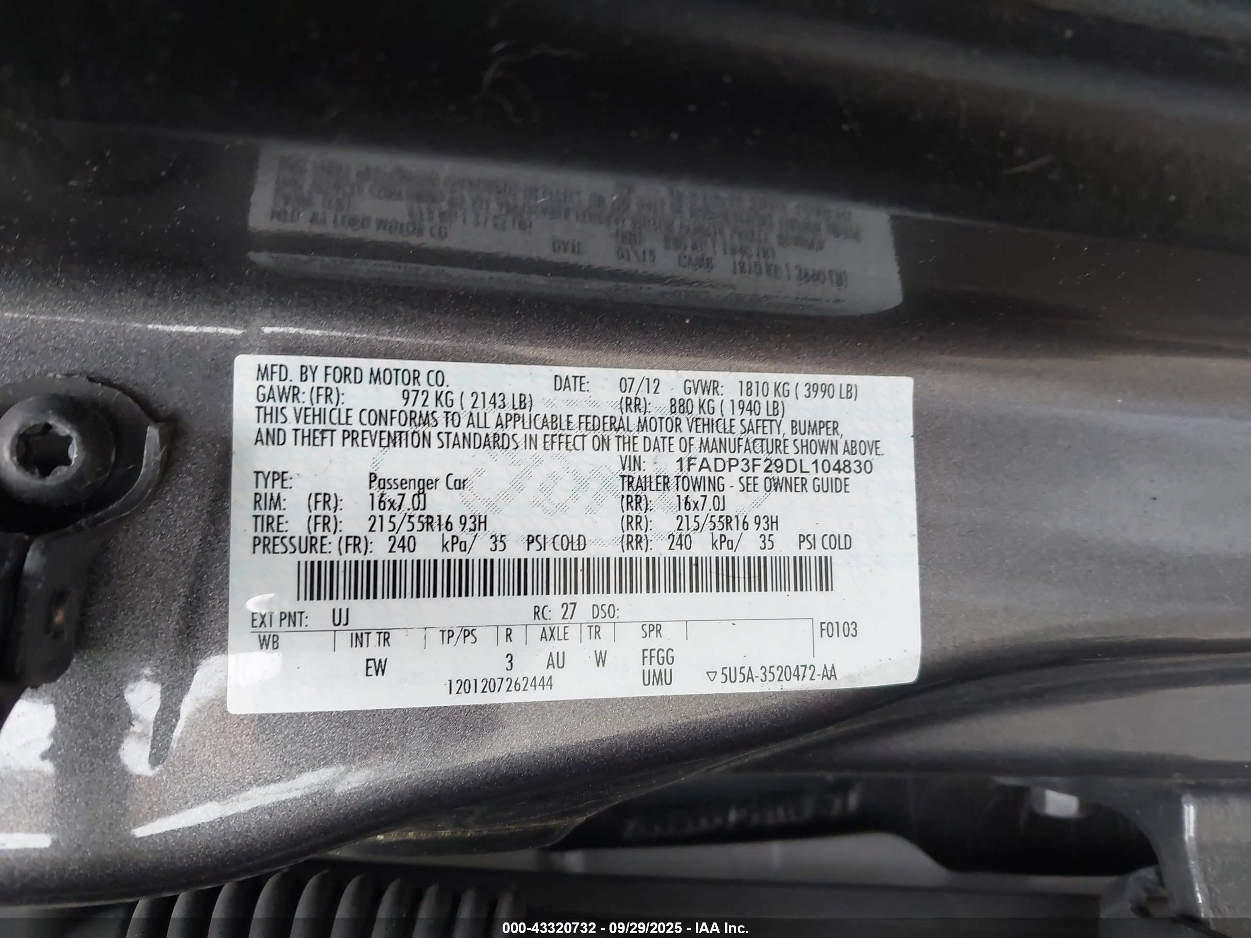 FORD FOCUS image 9
