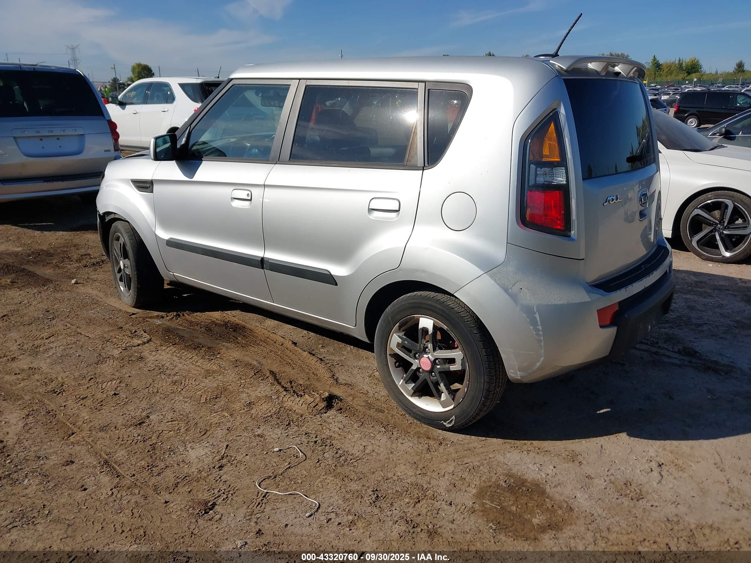 KIA SOUL image 3