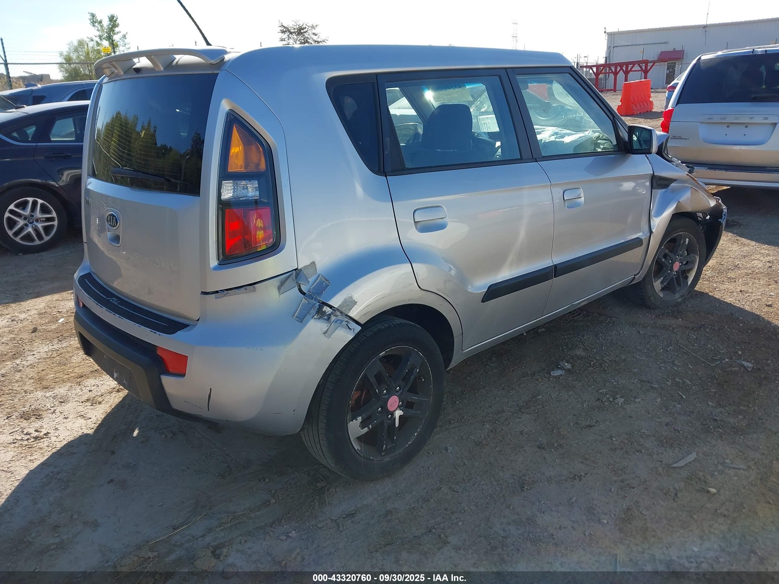 KIA SOUL image 4