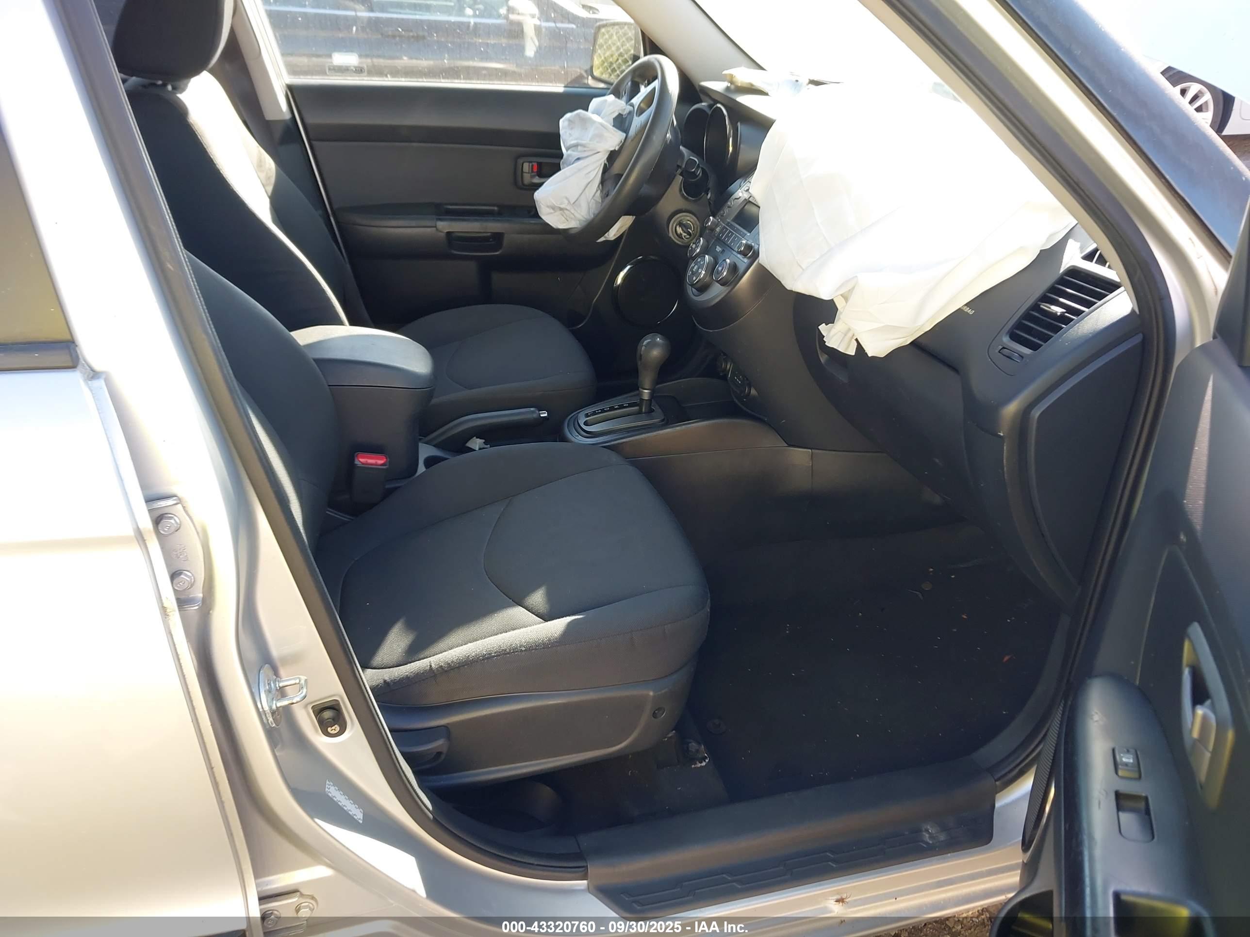 KIA SOUL image 5
