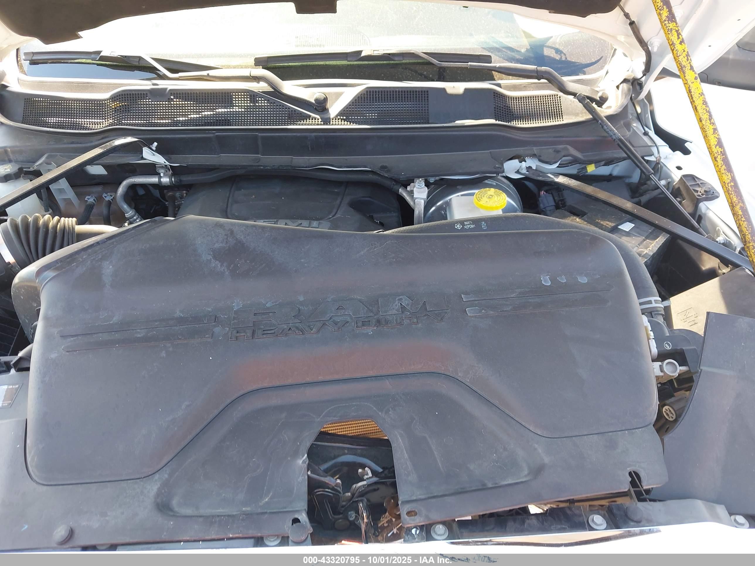 RAM 2500 image 10