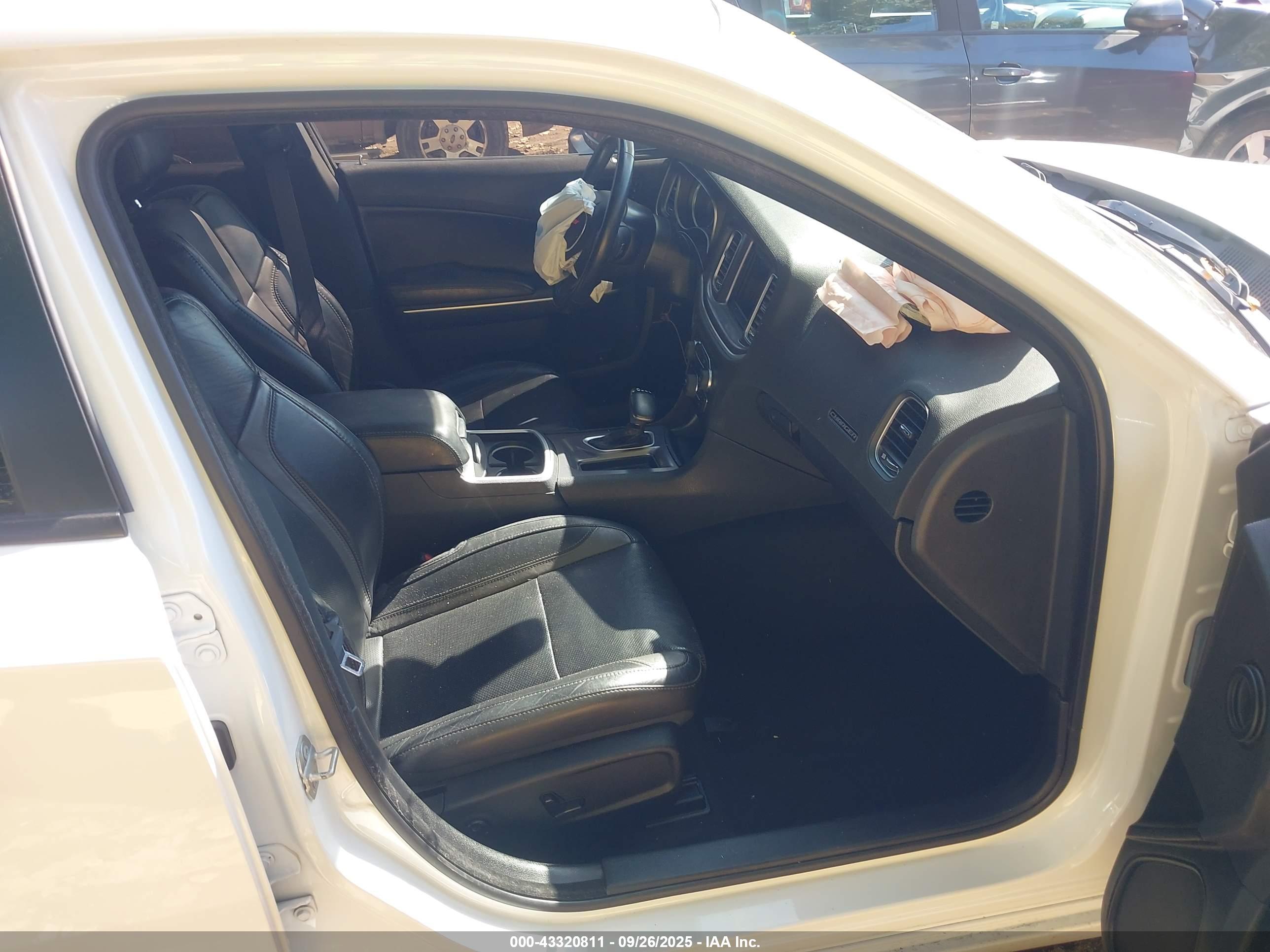 DODGE CHARGER image 5