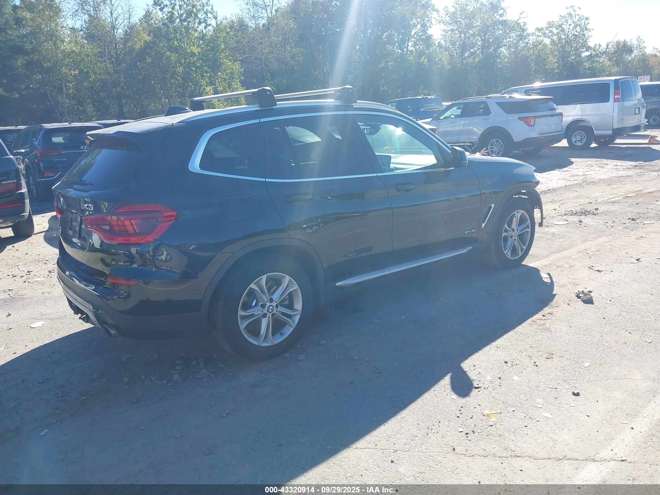 BMW X3 image 4