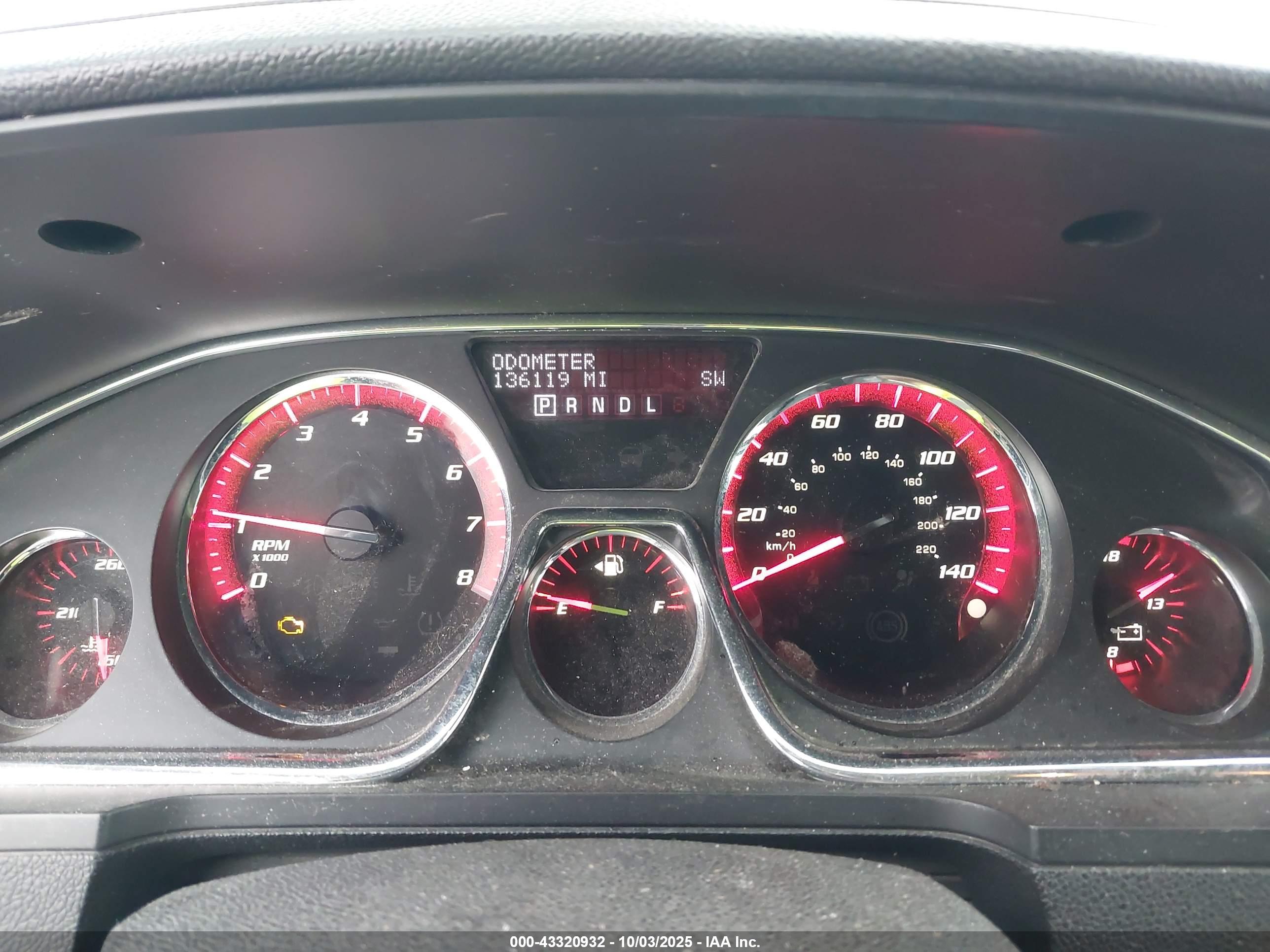 GMC ACADIA image 7