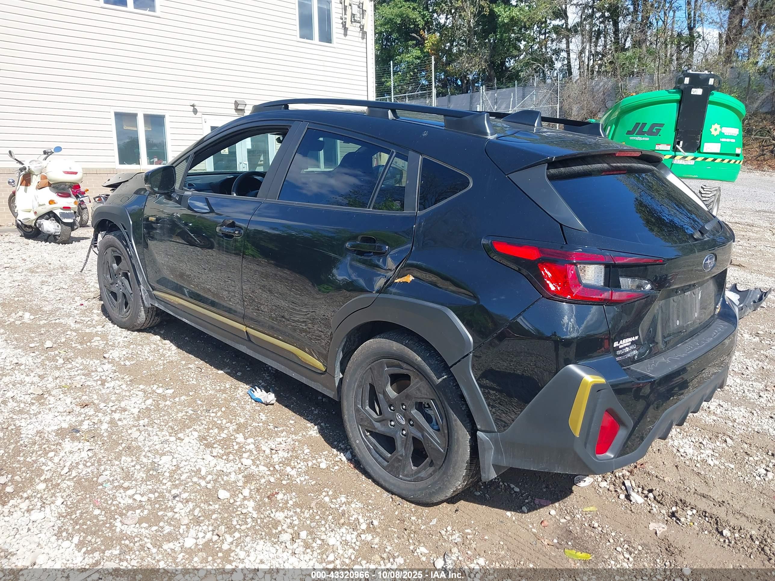 SUBARU CROSSTREK image 3