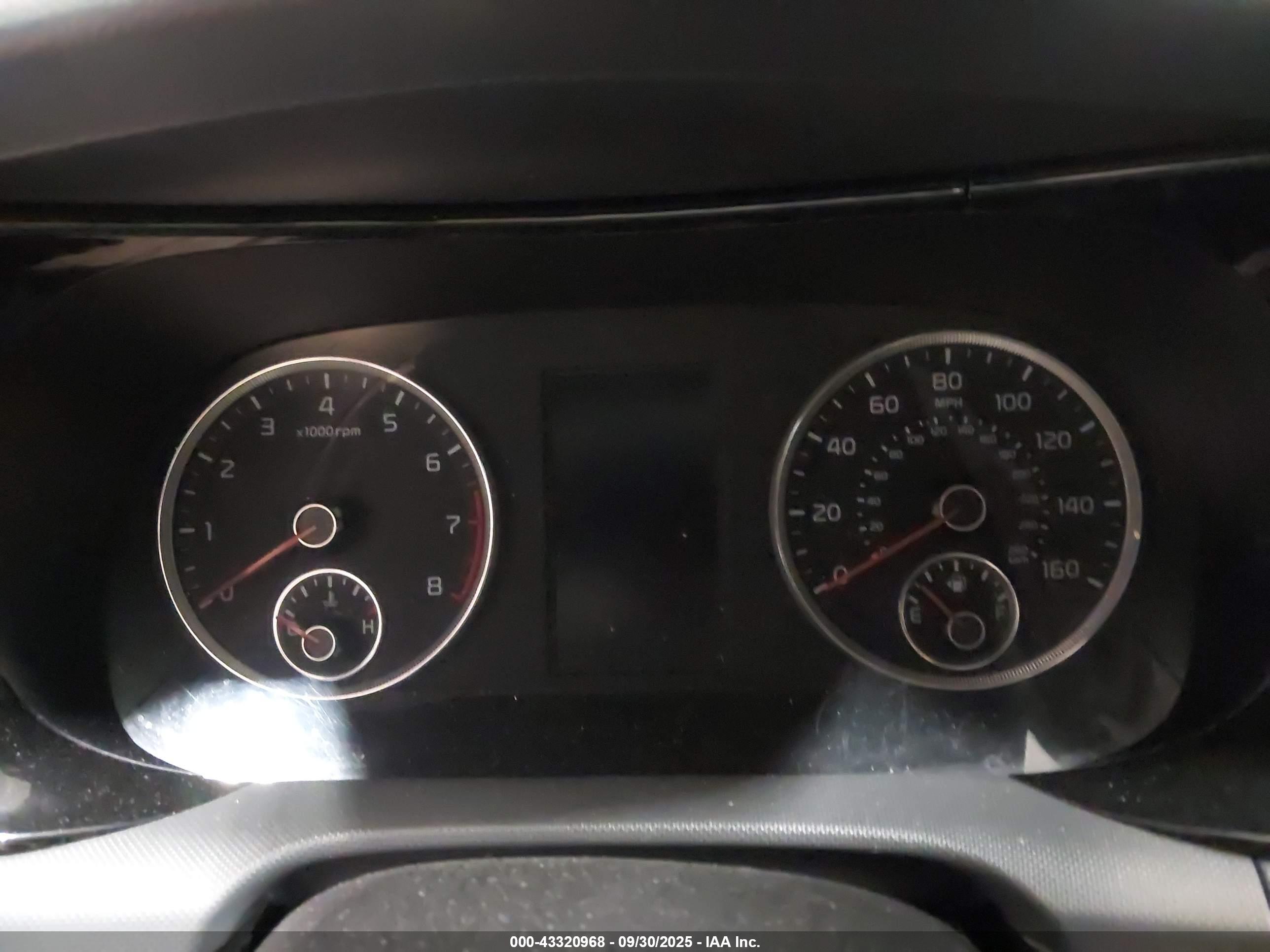 KIA K5 image 7