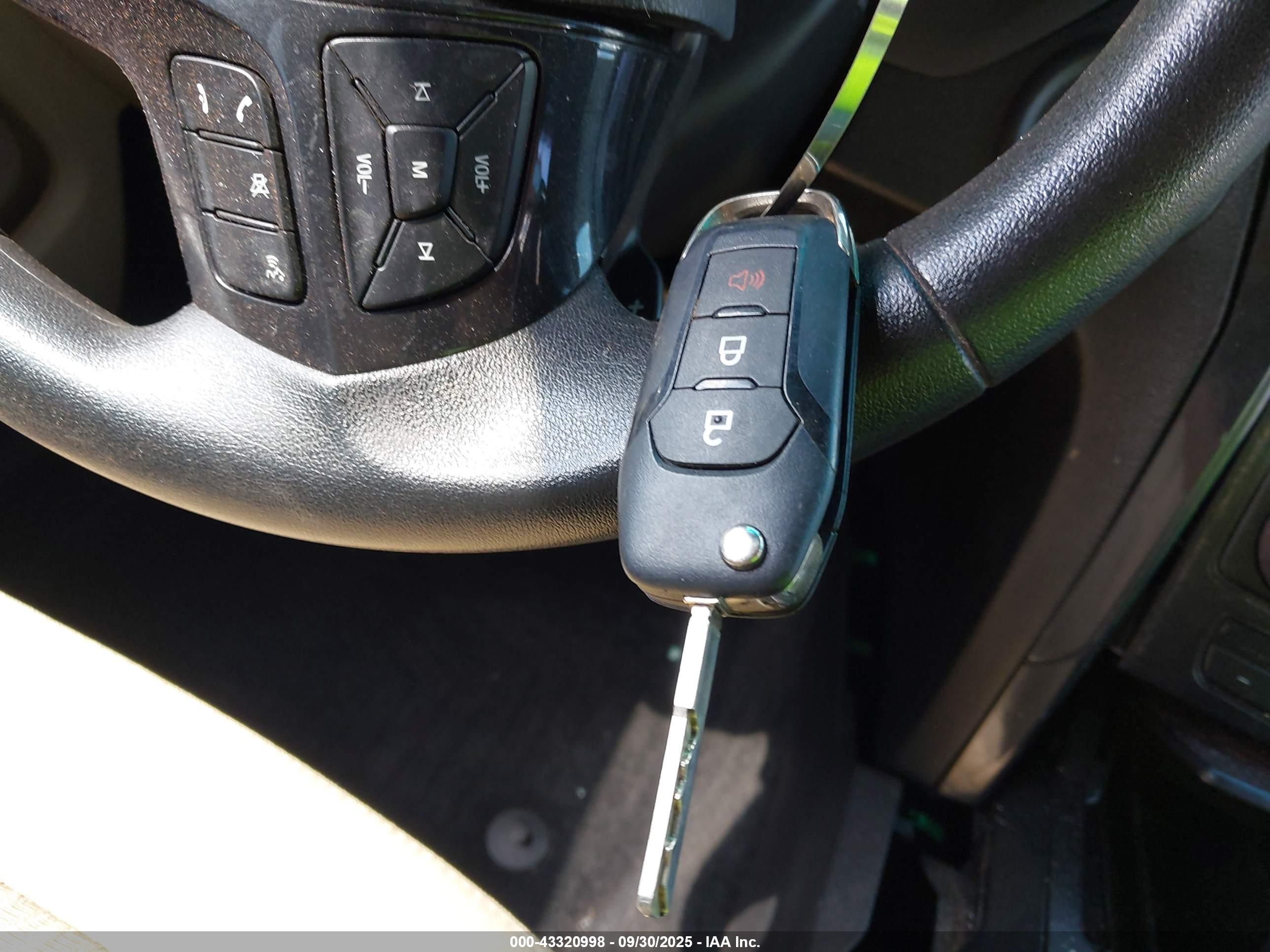 FORD EXPLORER image 11