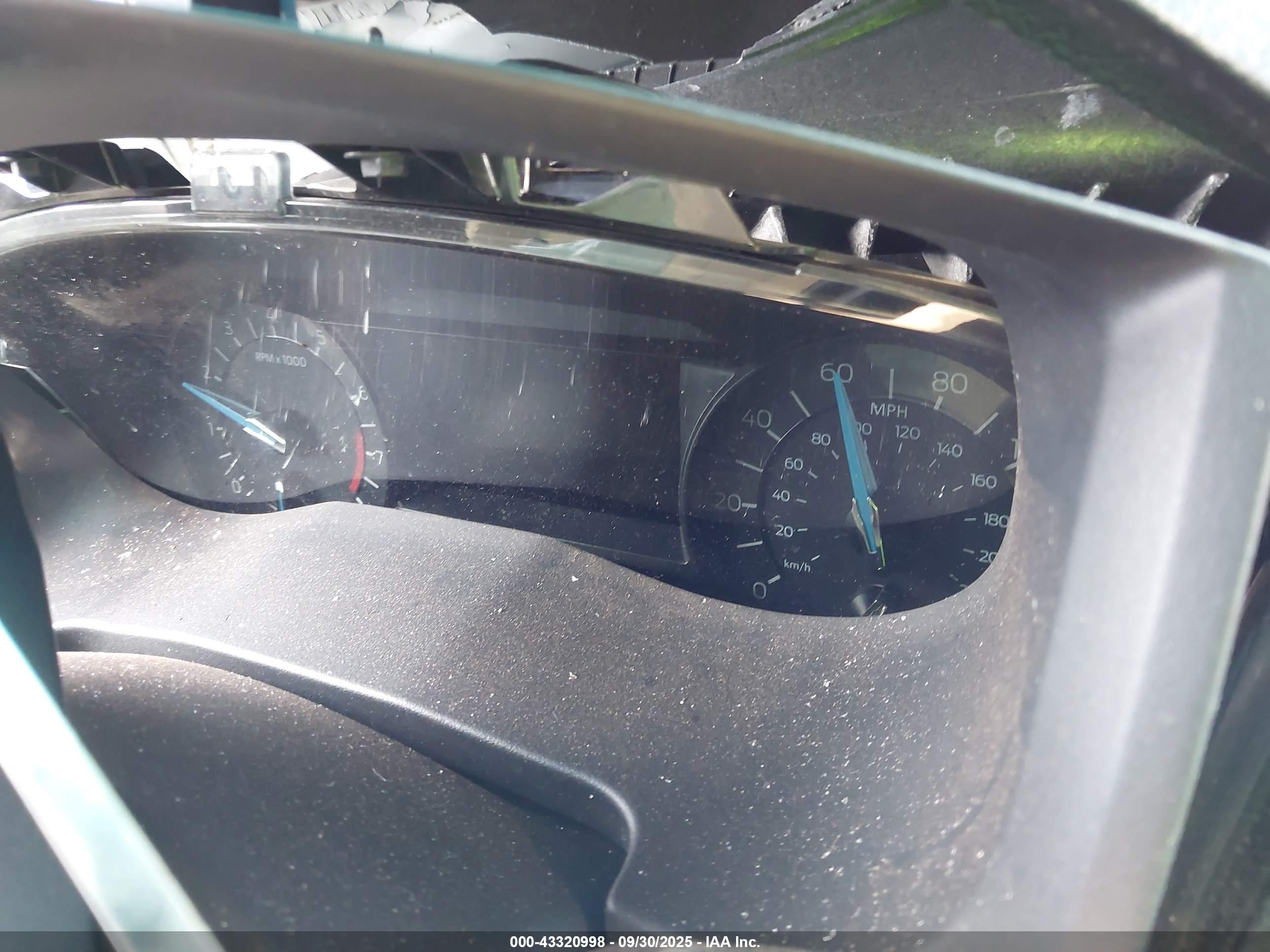 FORD EXPLORER image 7
