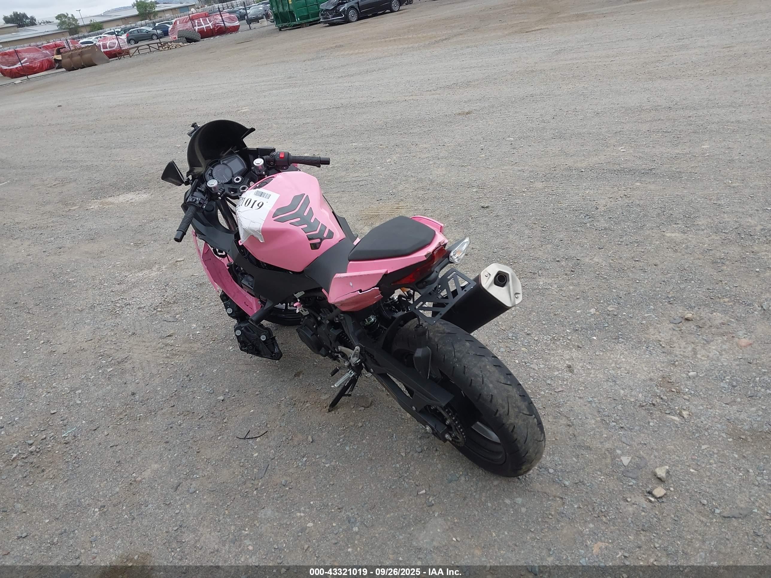 KAWASAKI EX400 image 3