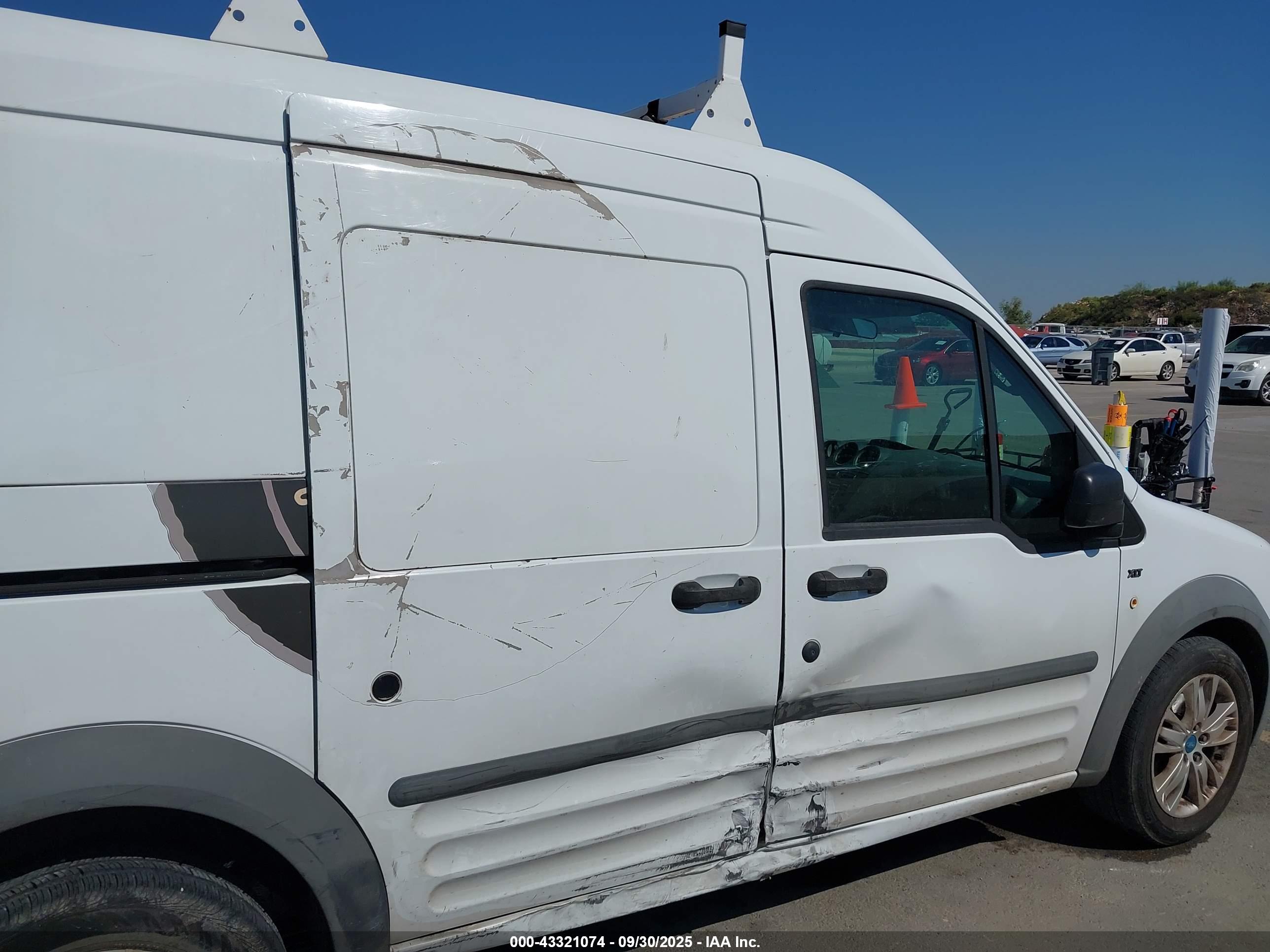 FORD TRANSIT image 6