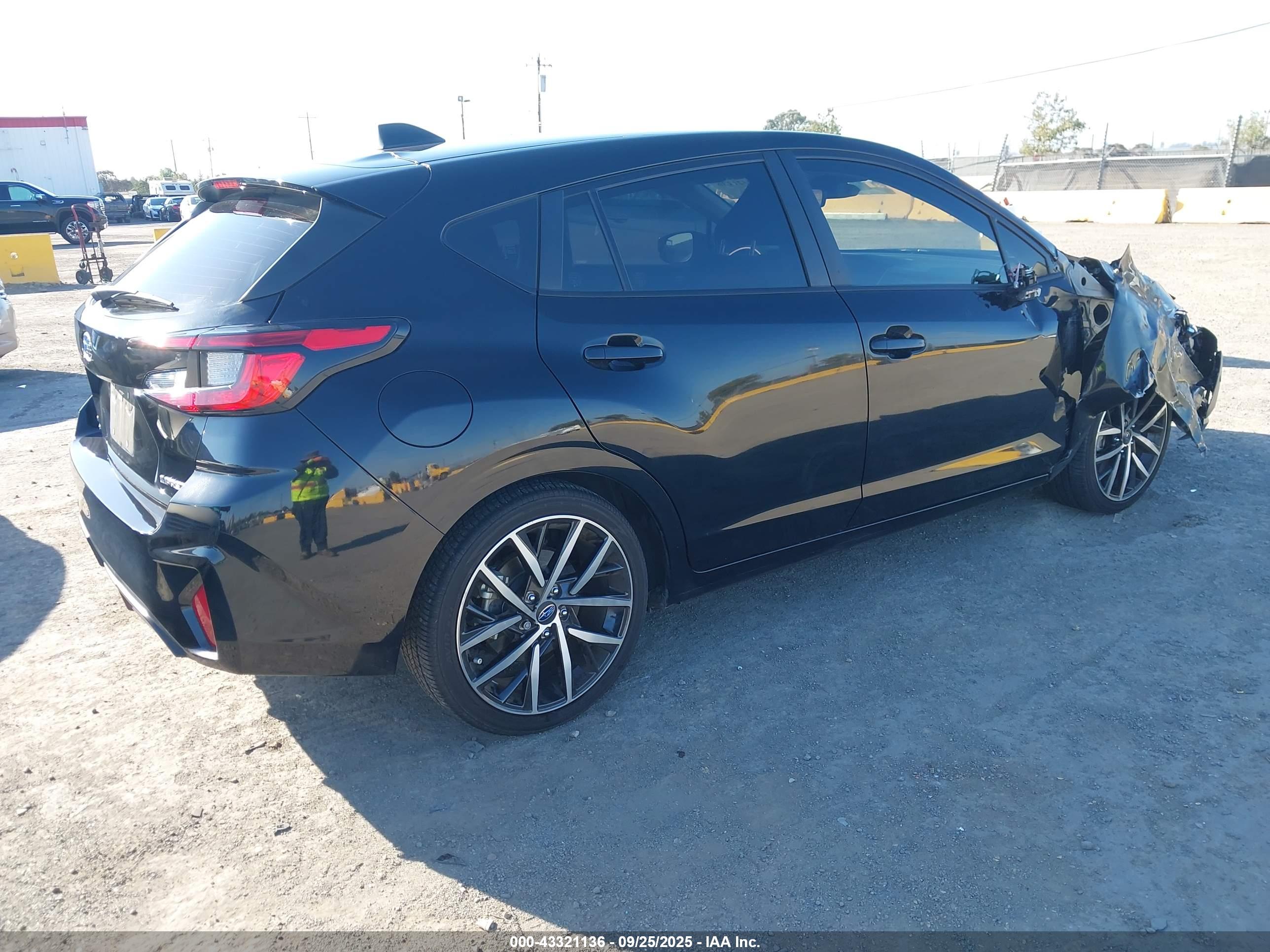 SUBARU IMPREZA image 4