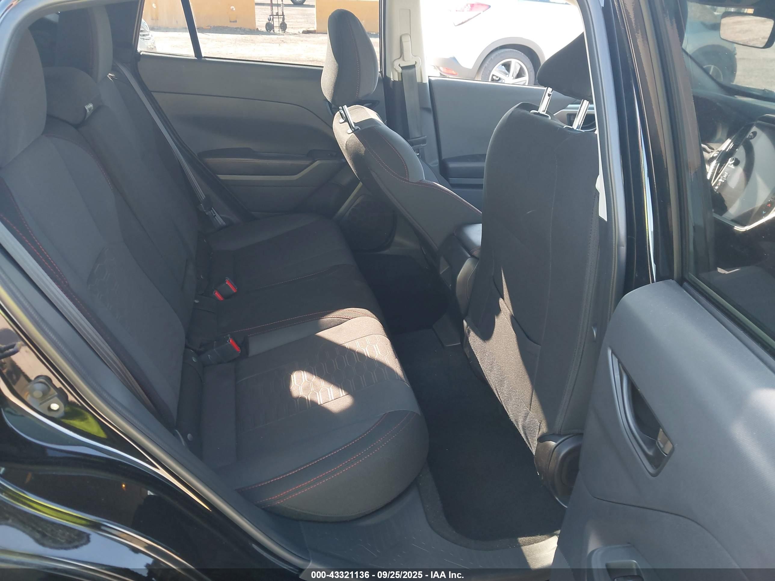 SUBARU IMPREZA image 8
