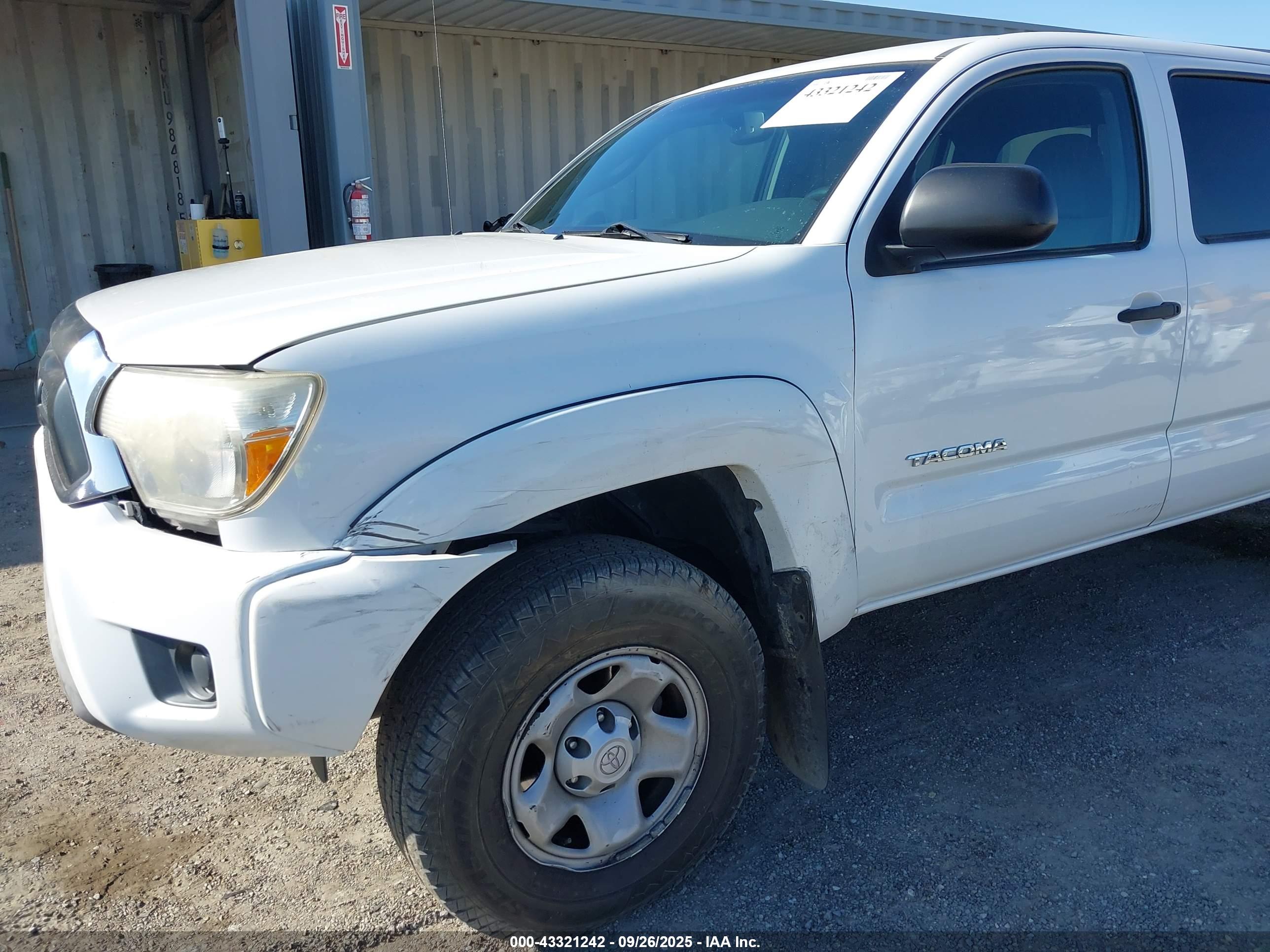 TOYOTA TACOMA image 6
