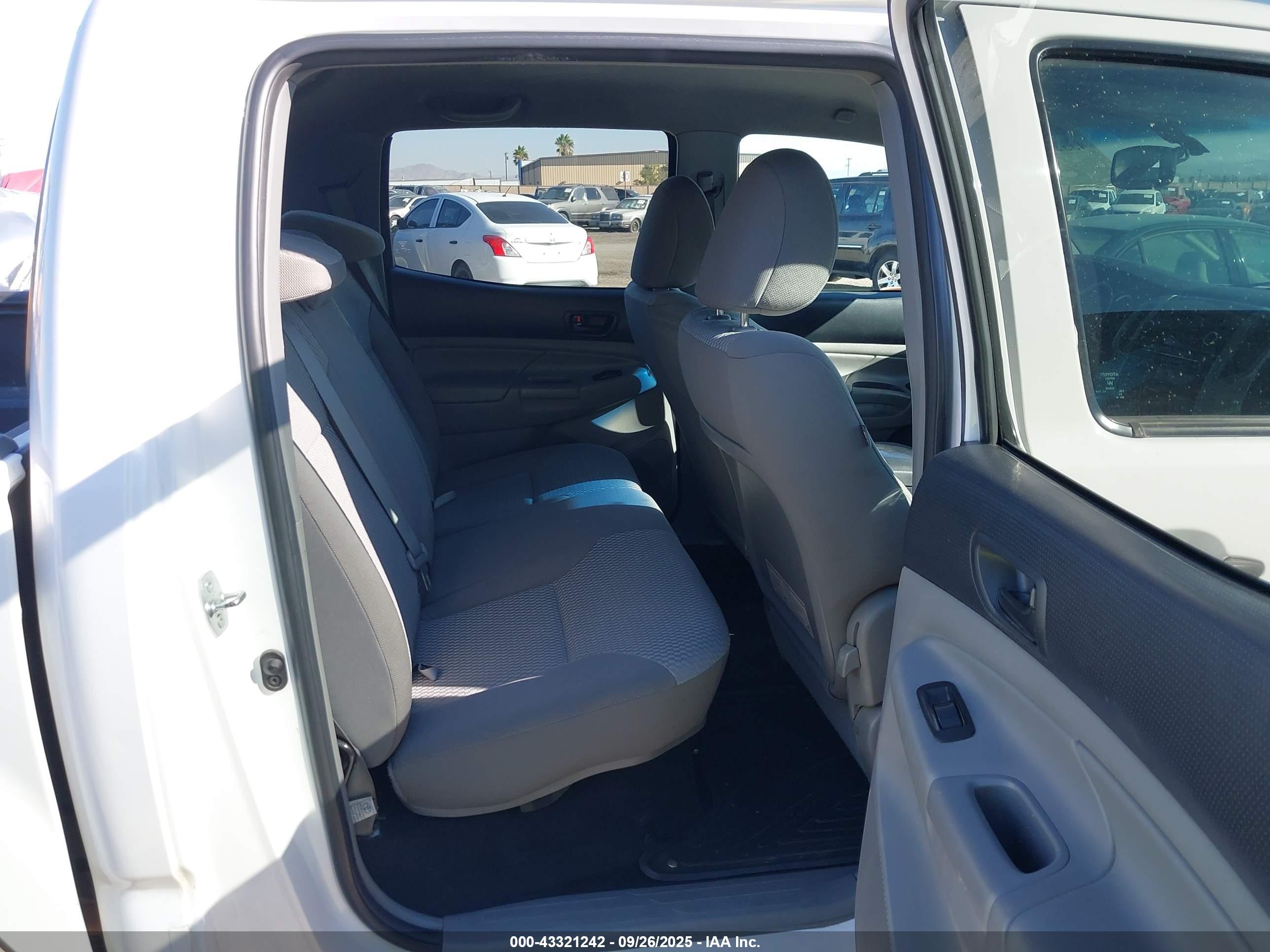 TOYOTA TACOMA image 8