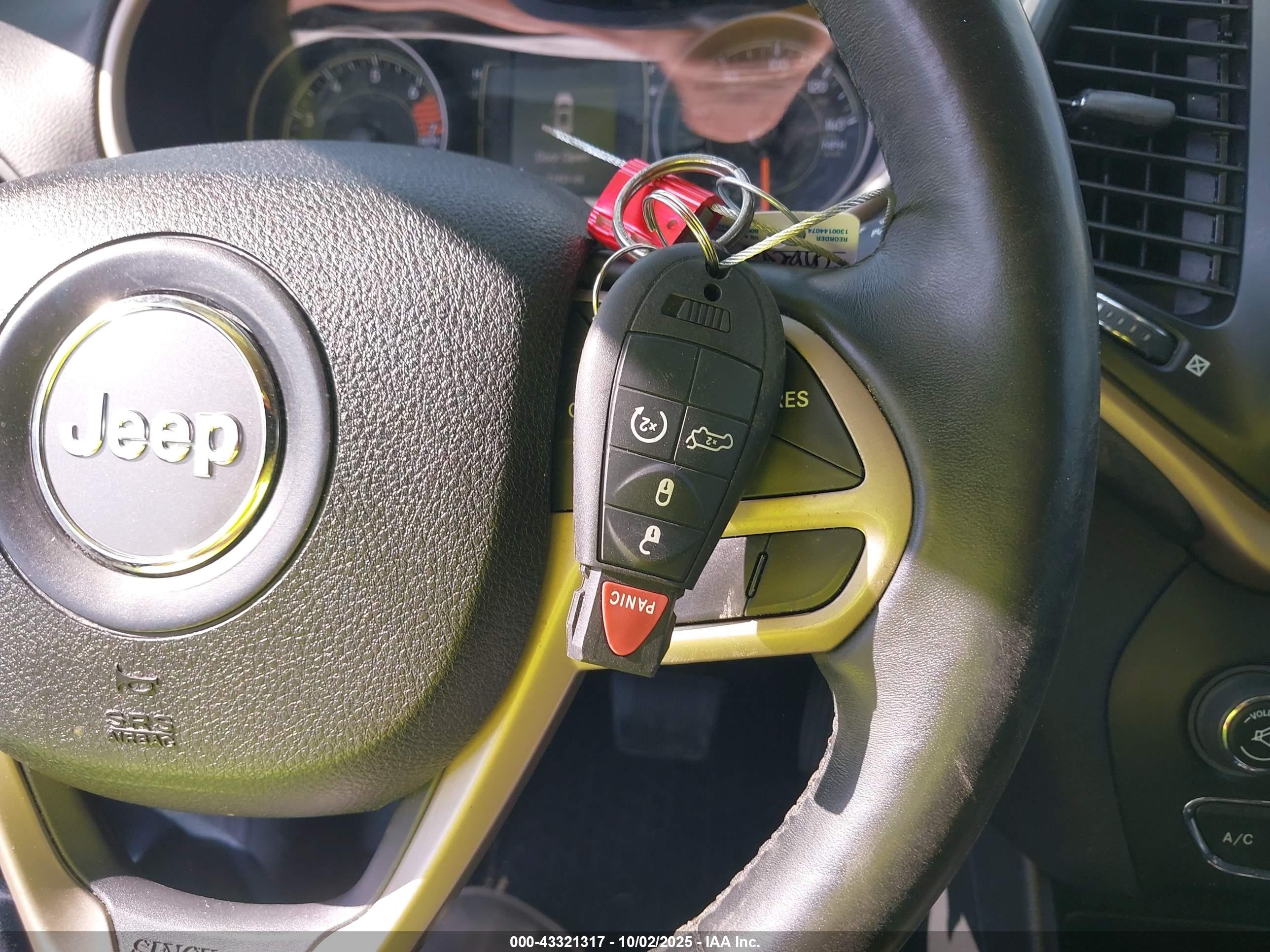JEEP CHEROKEE image 11