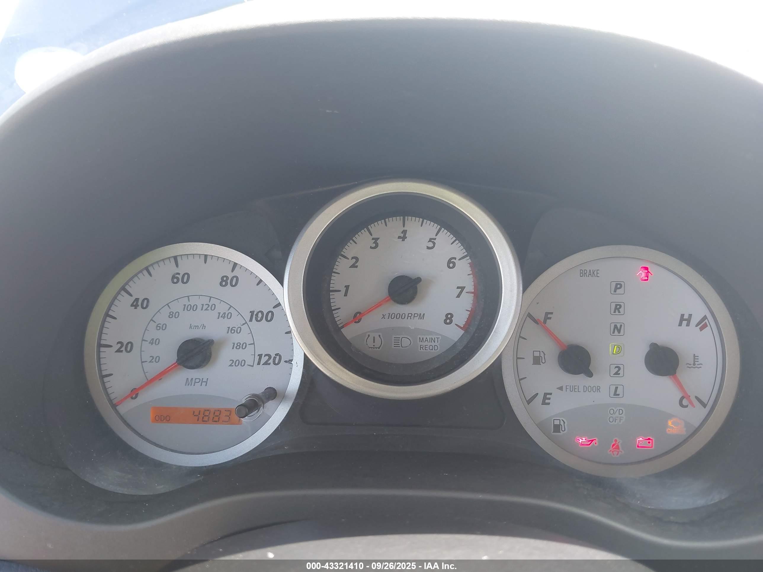 TOYOTA RAV4 image 7