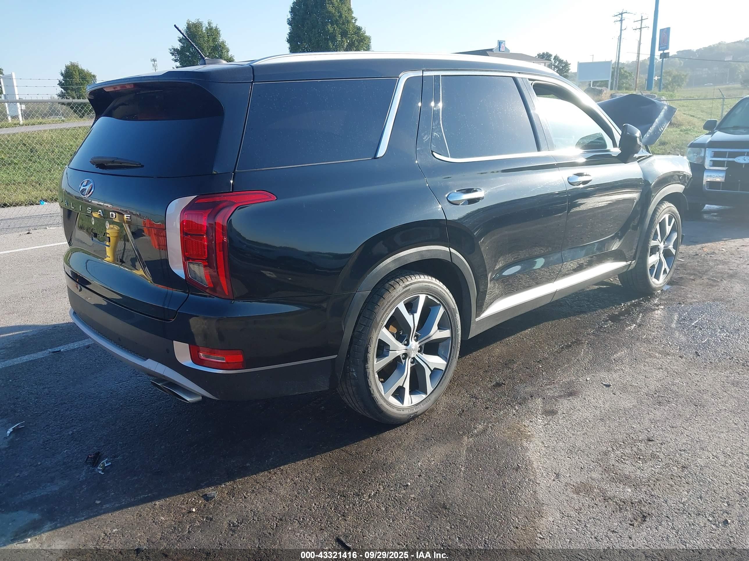HYUNDAI PALISADE image 4