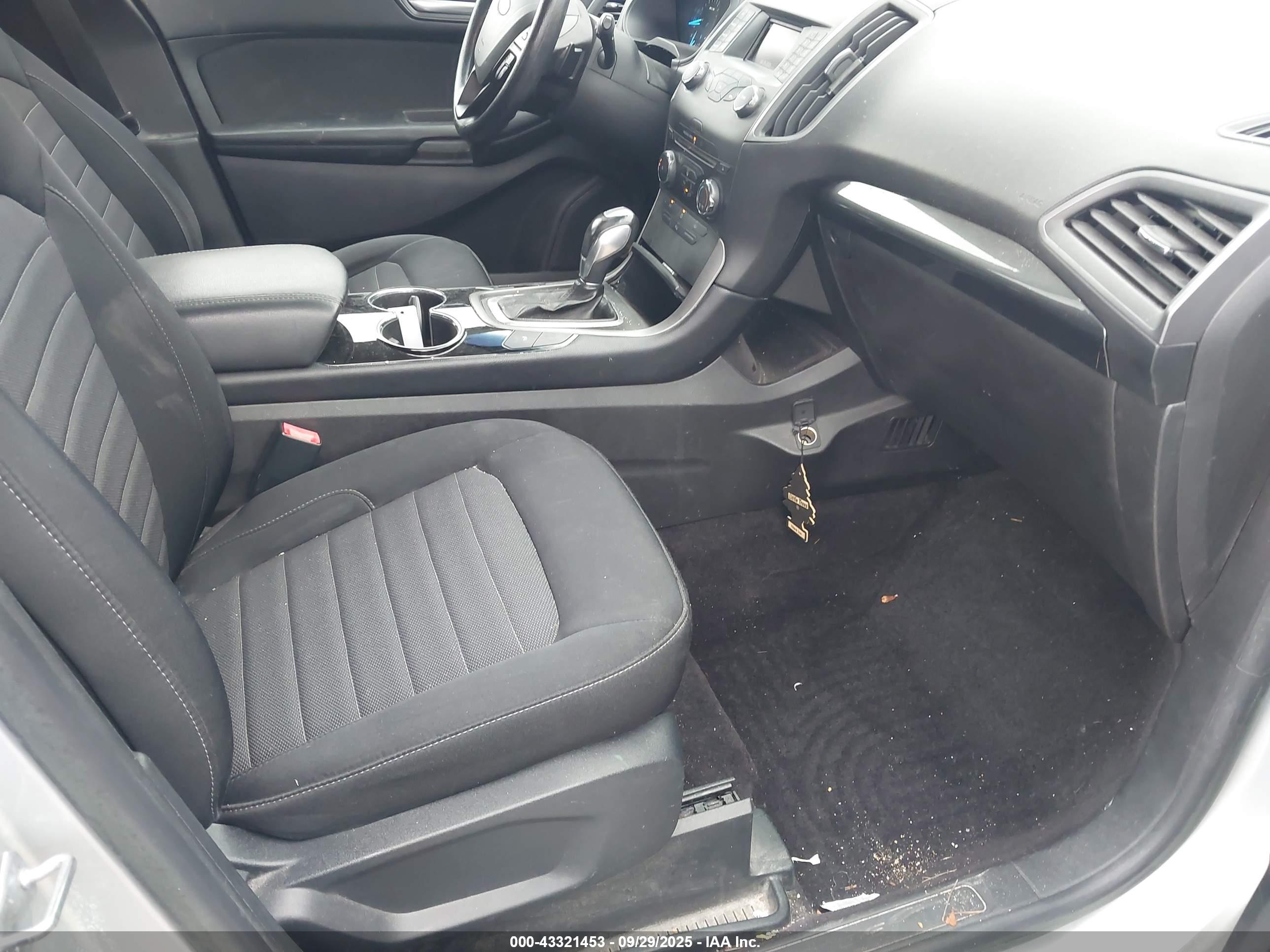 FORD EDGE image 5