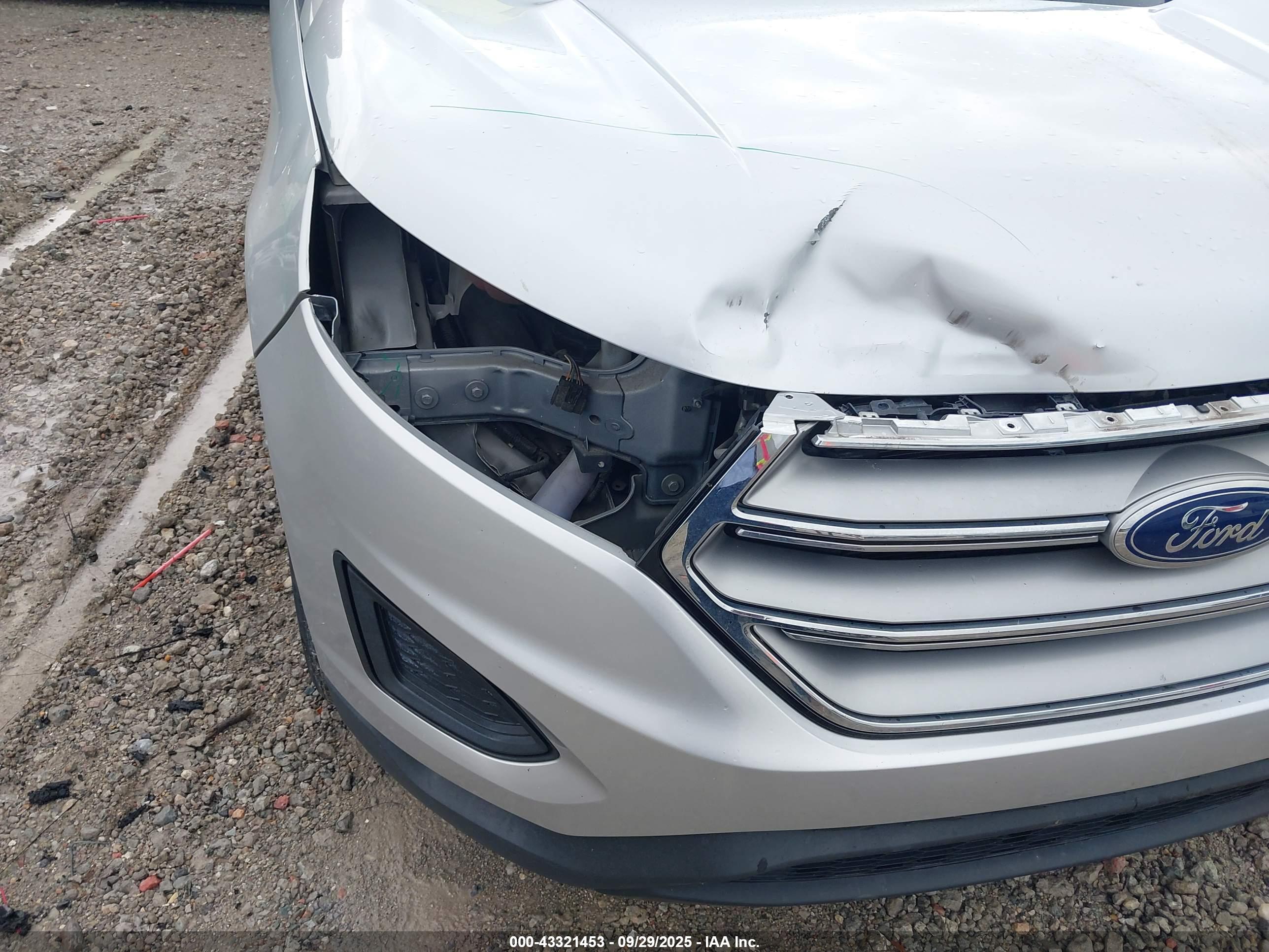 FORD EDGE image 6
