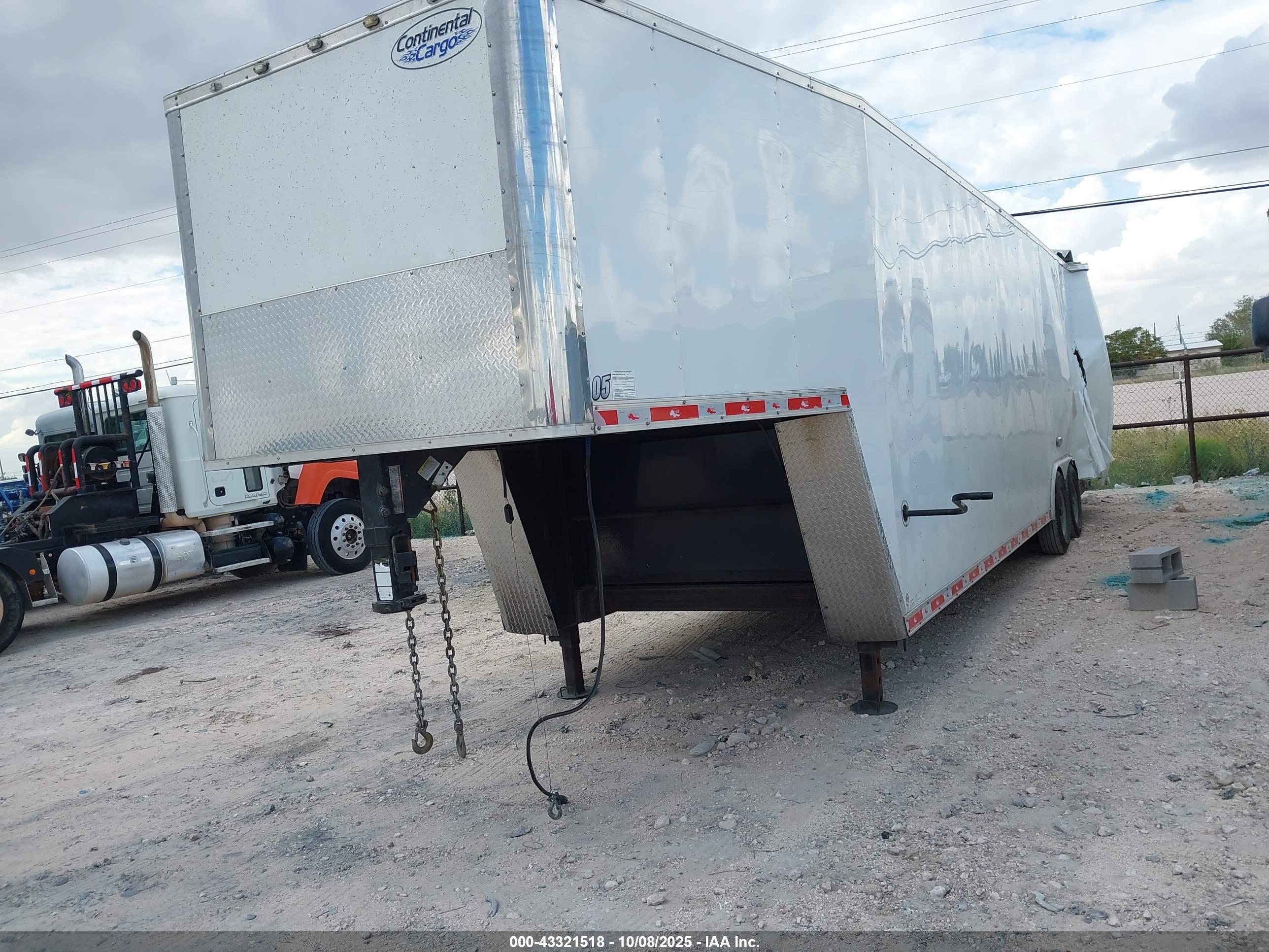 CONTINENTAL TRAILER image 2