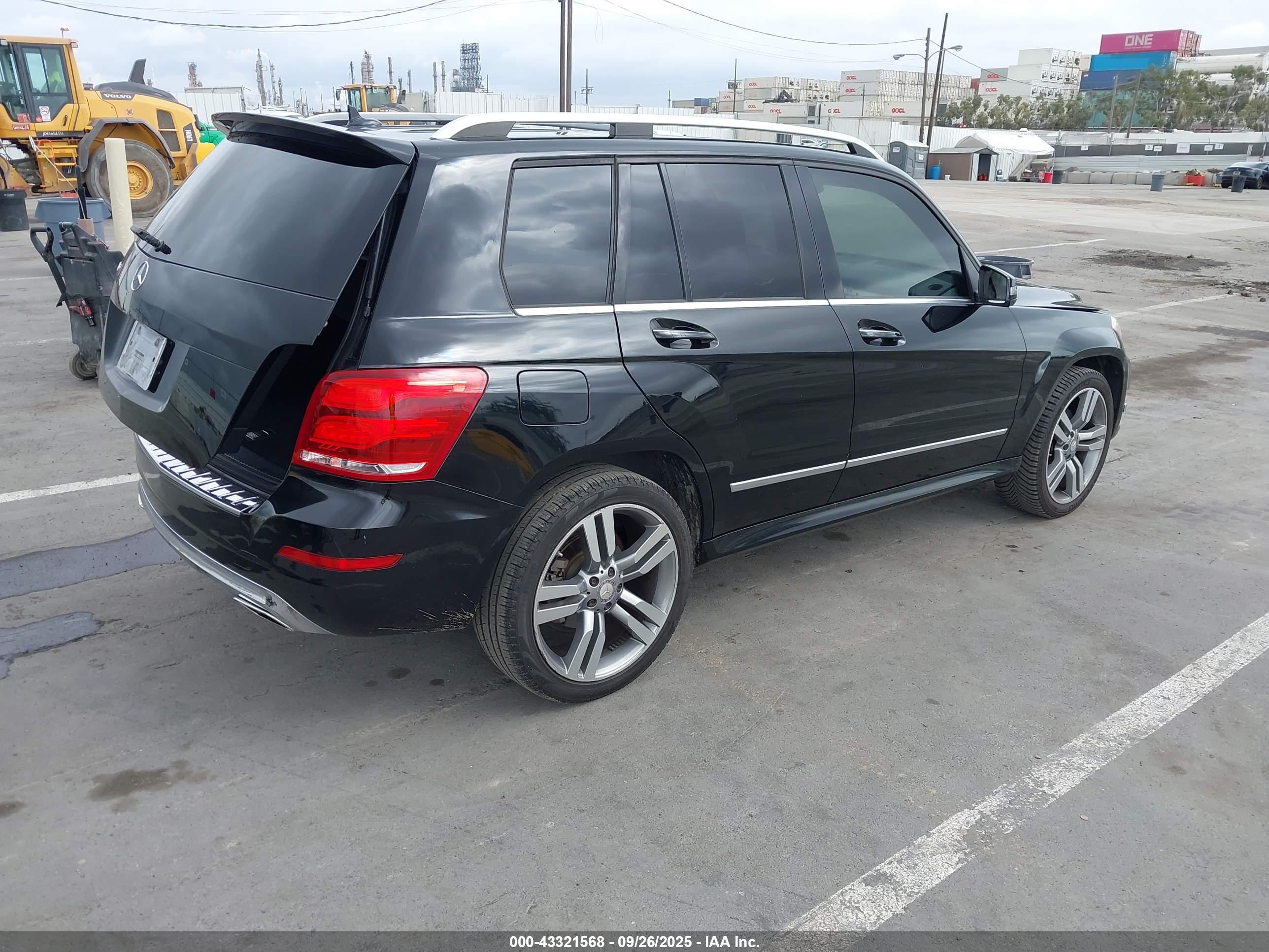 MERCEDES-BENZ GLK image 4