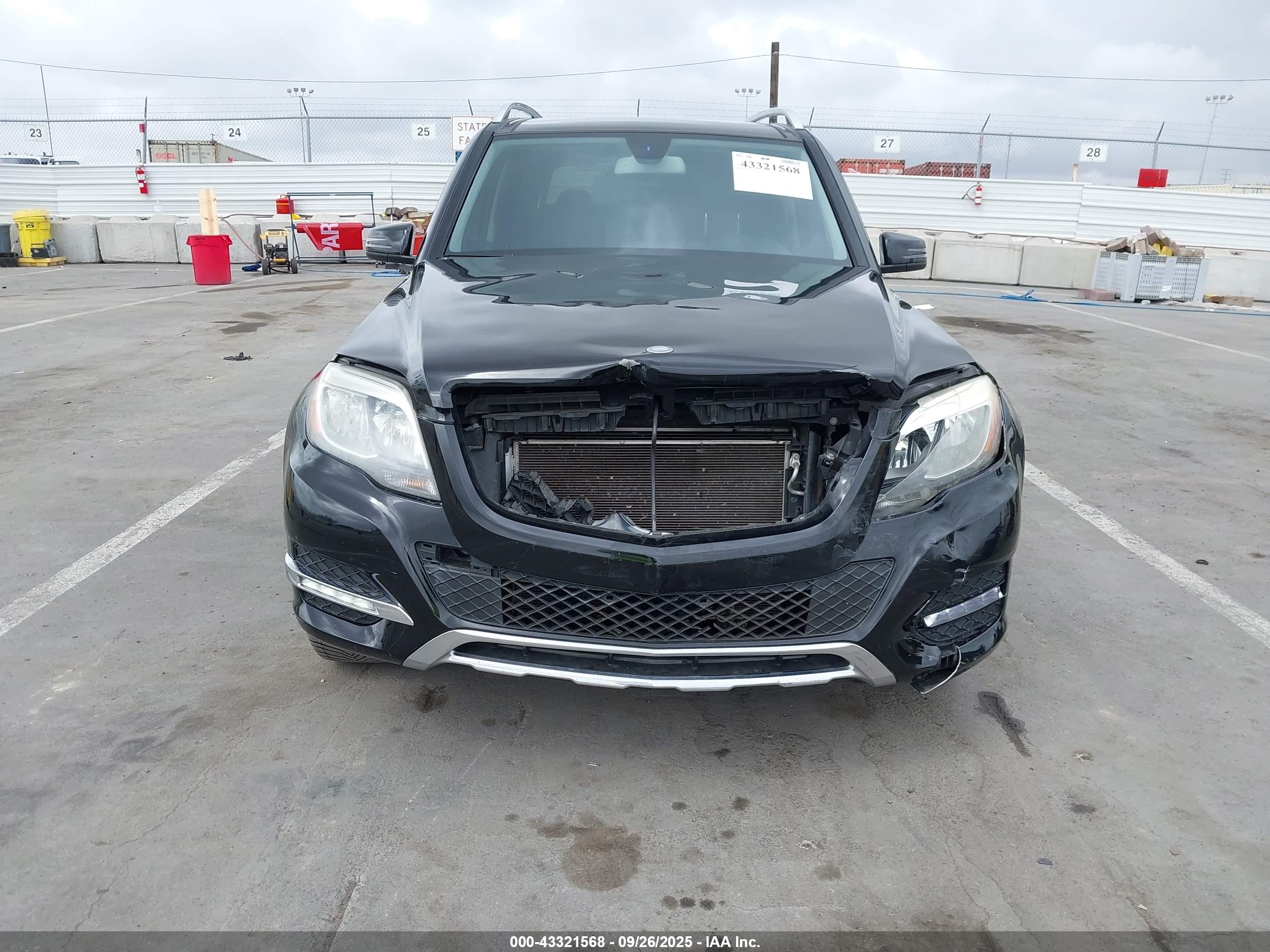 MERCEDES-BENZ GLK image 6