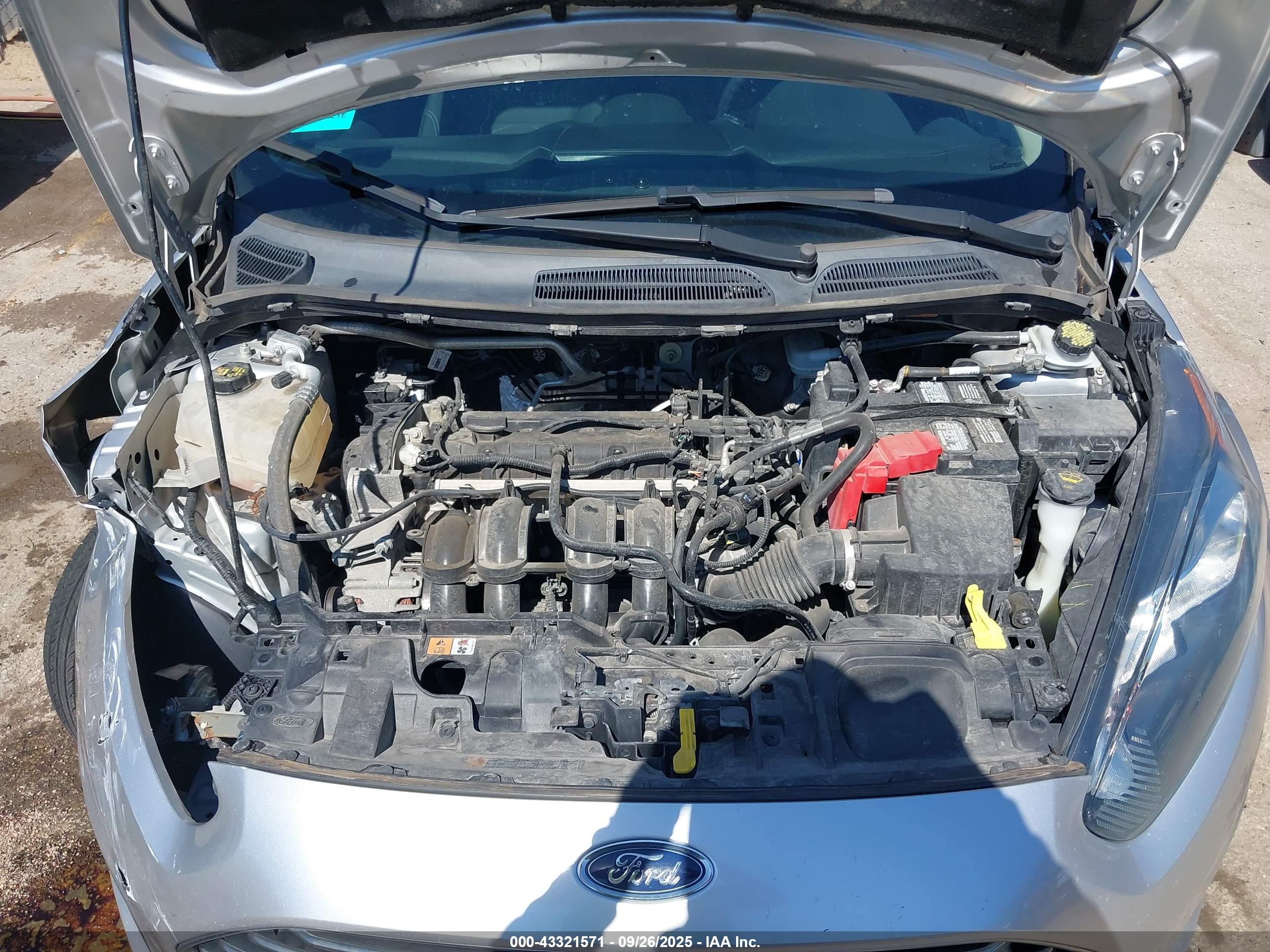FORD FIESTA image 10