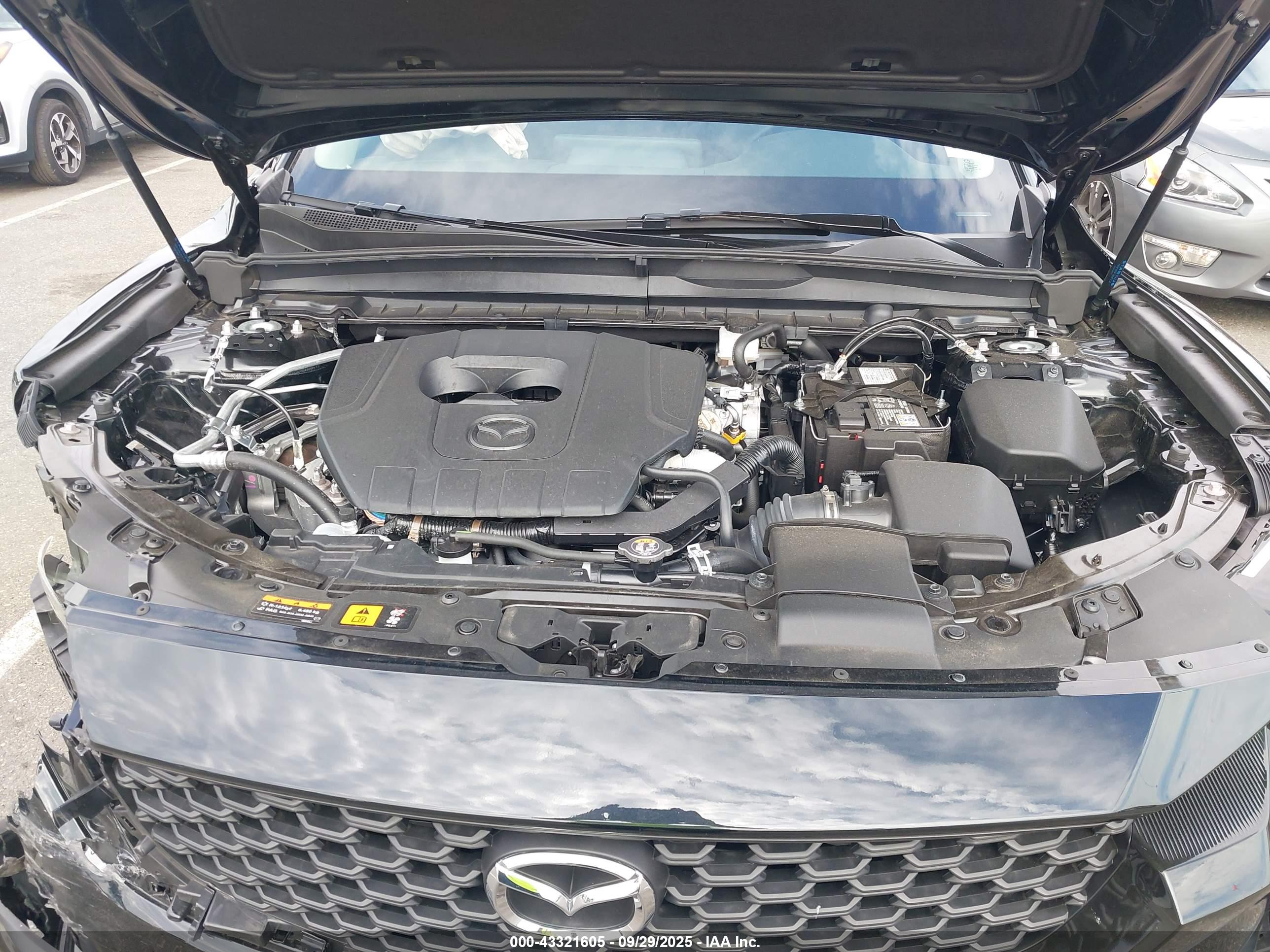 MAZDA CX-50 image 10
