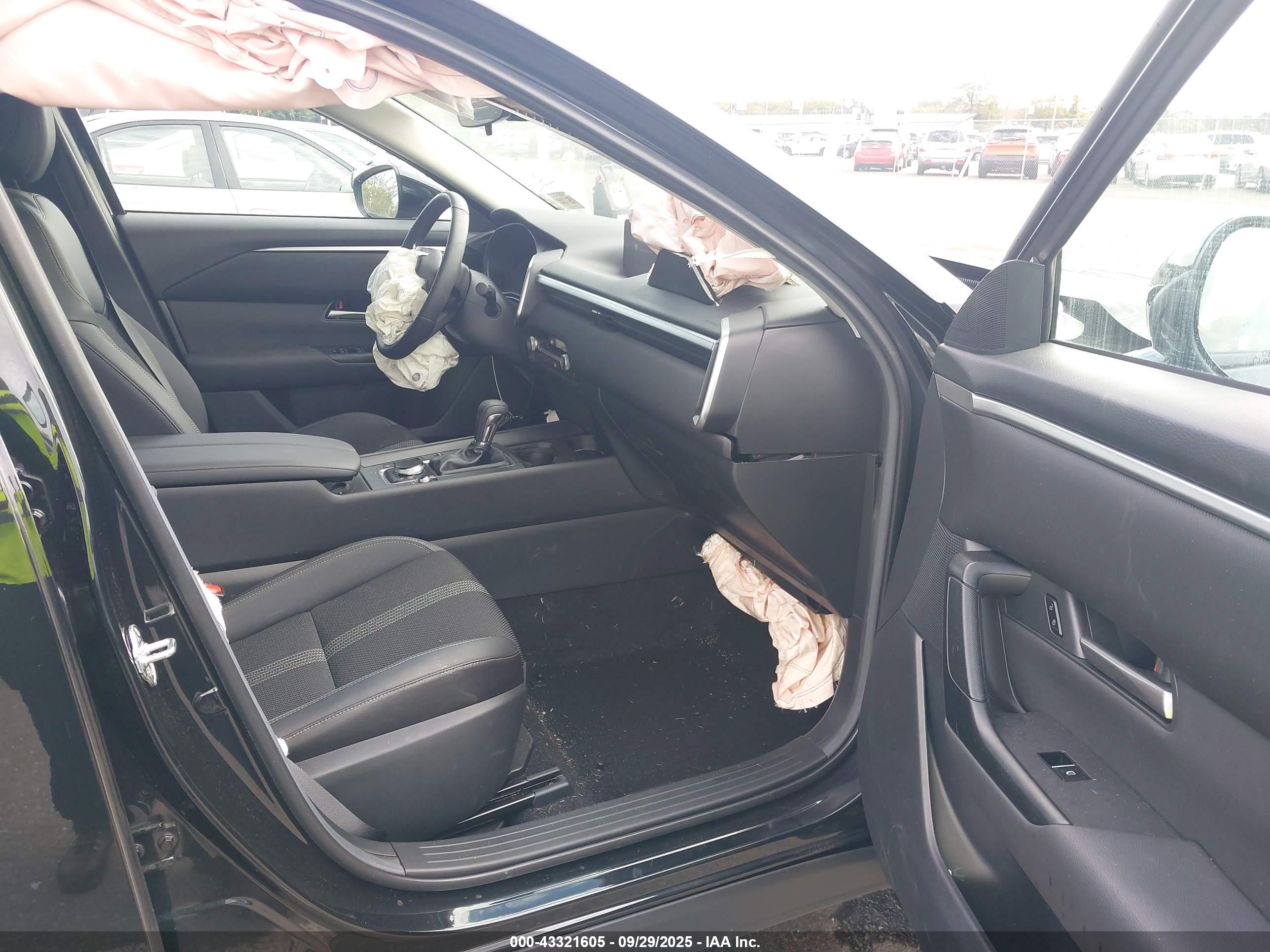 MAZDA CX-50 image 5