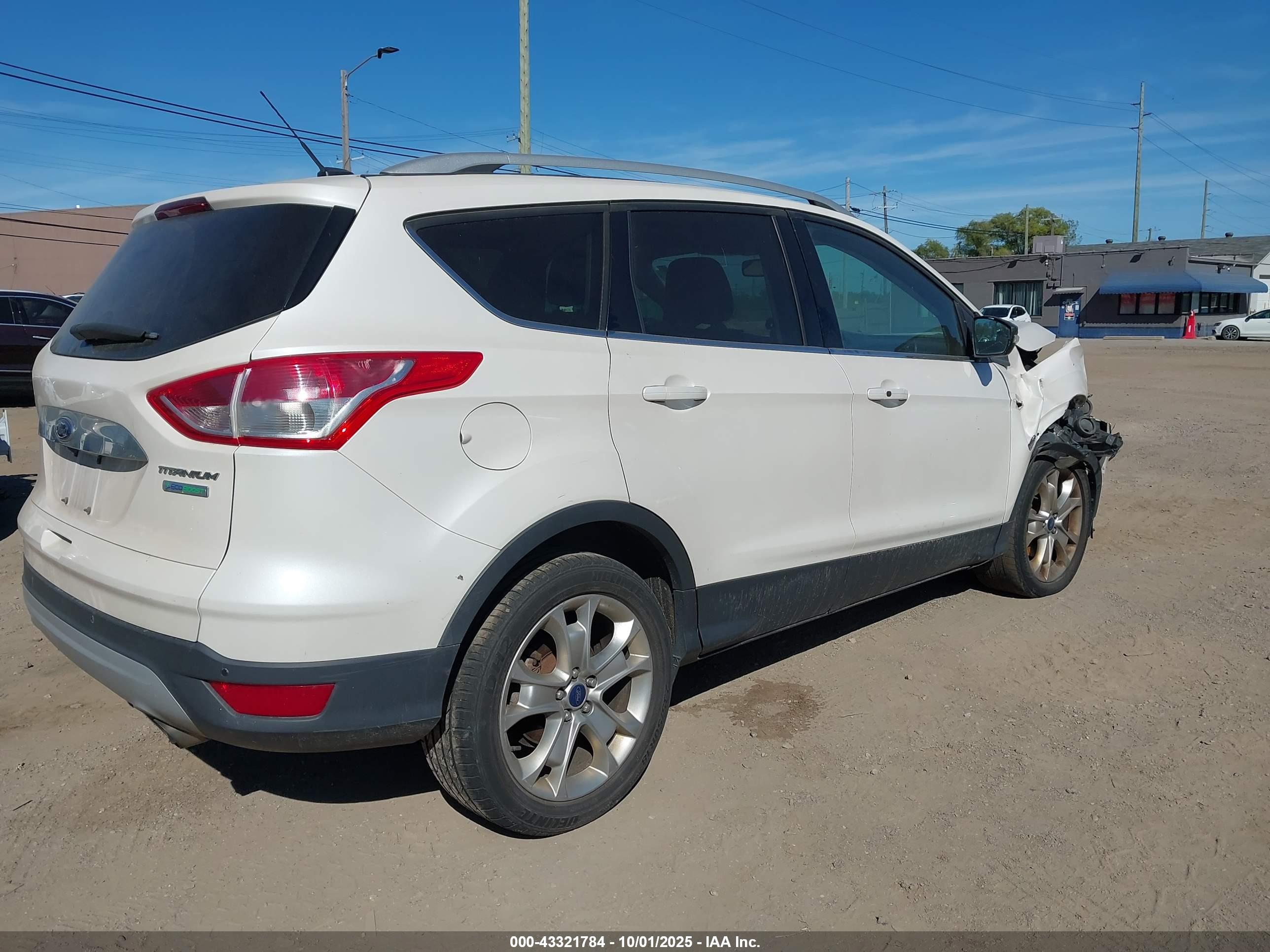 FORD ESCAPE image 4