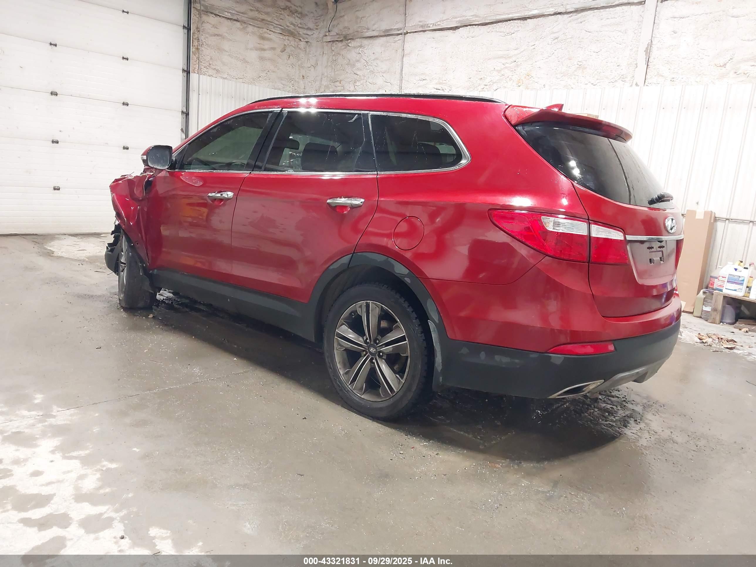 HYUNDAI SANTA image 3