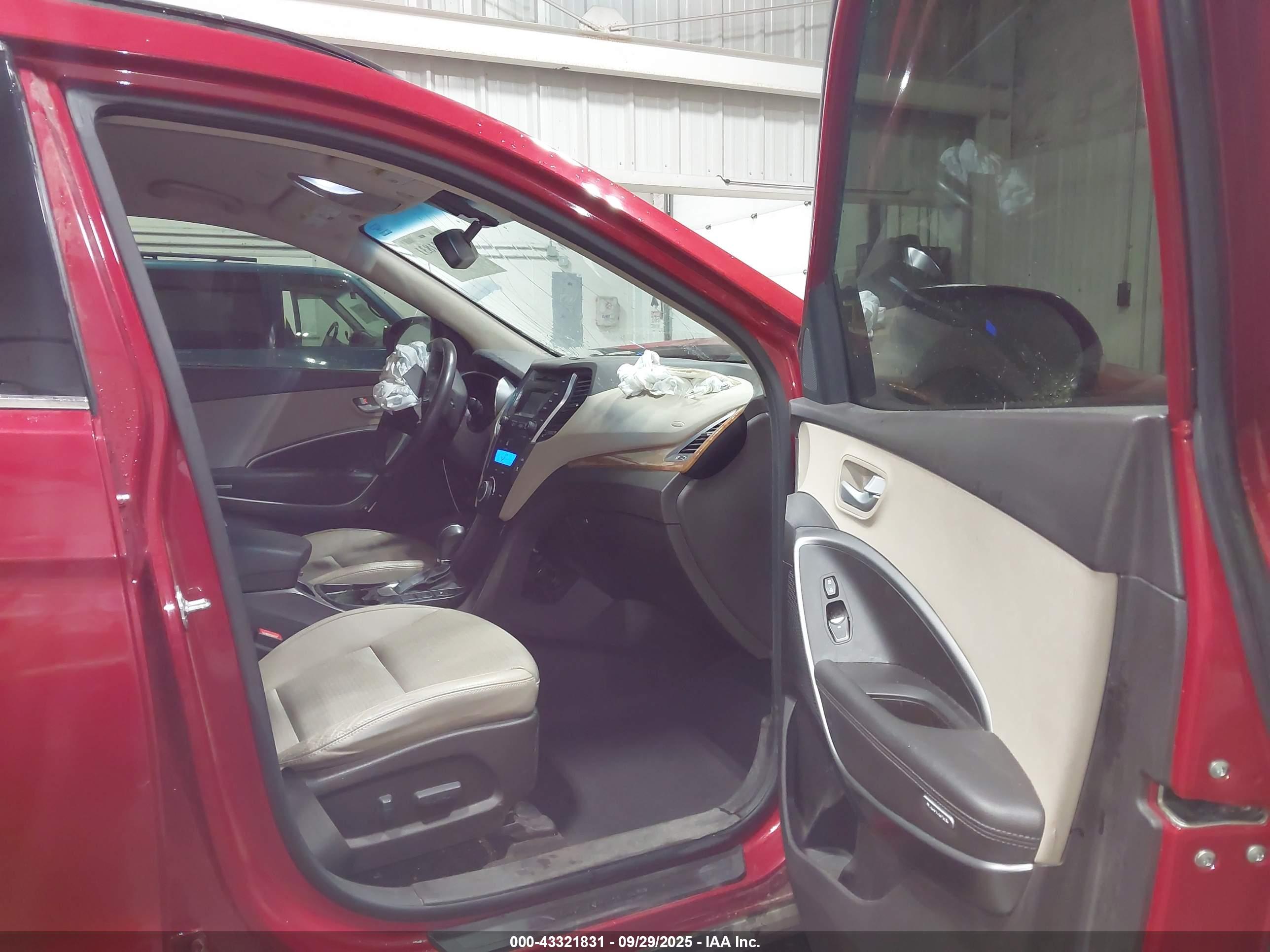 HYUNDAI SANTA image 5