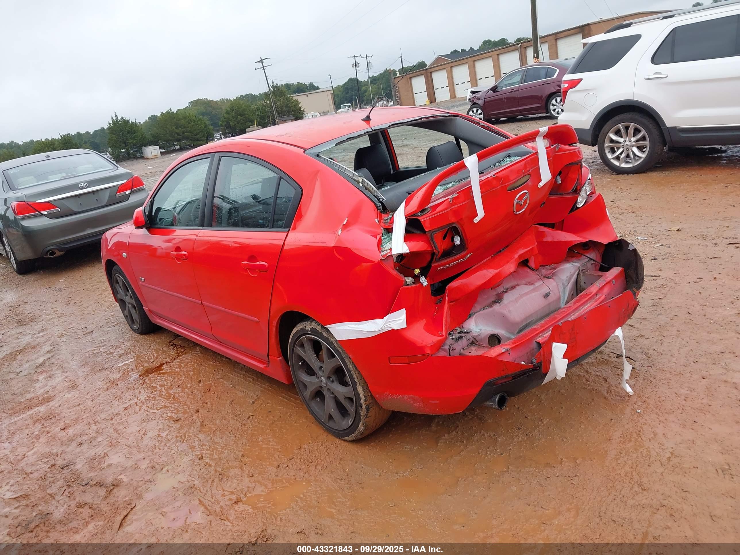 MAZDA MAZDA3 image 3