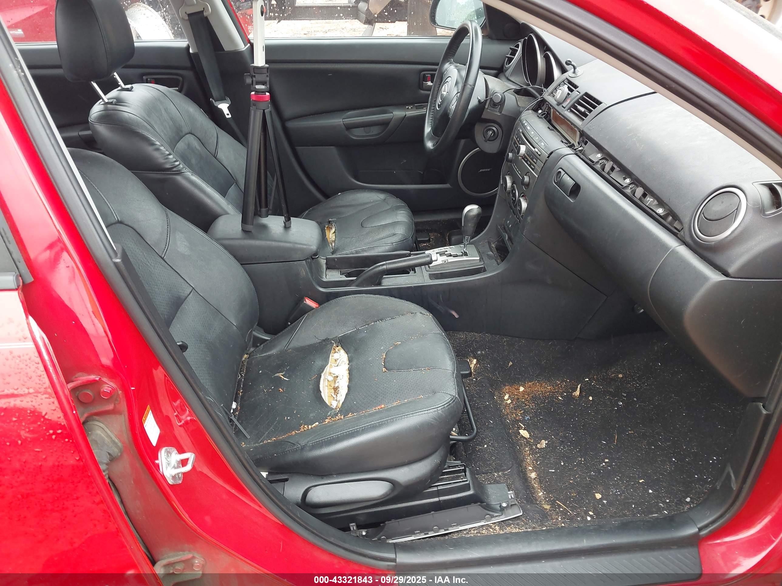 MAZDA MAZDA3 image 5