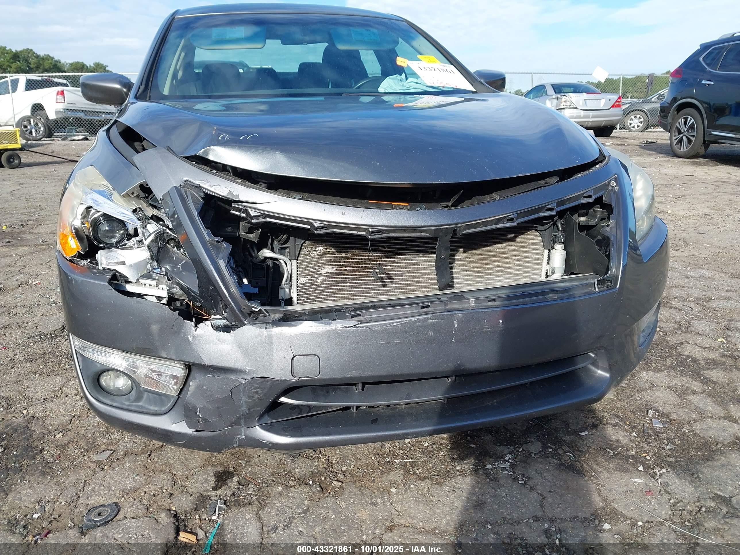 NISSAN ALTIMA image 6