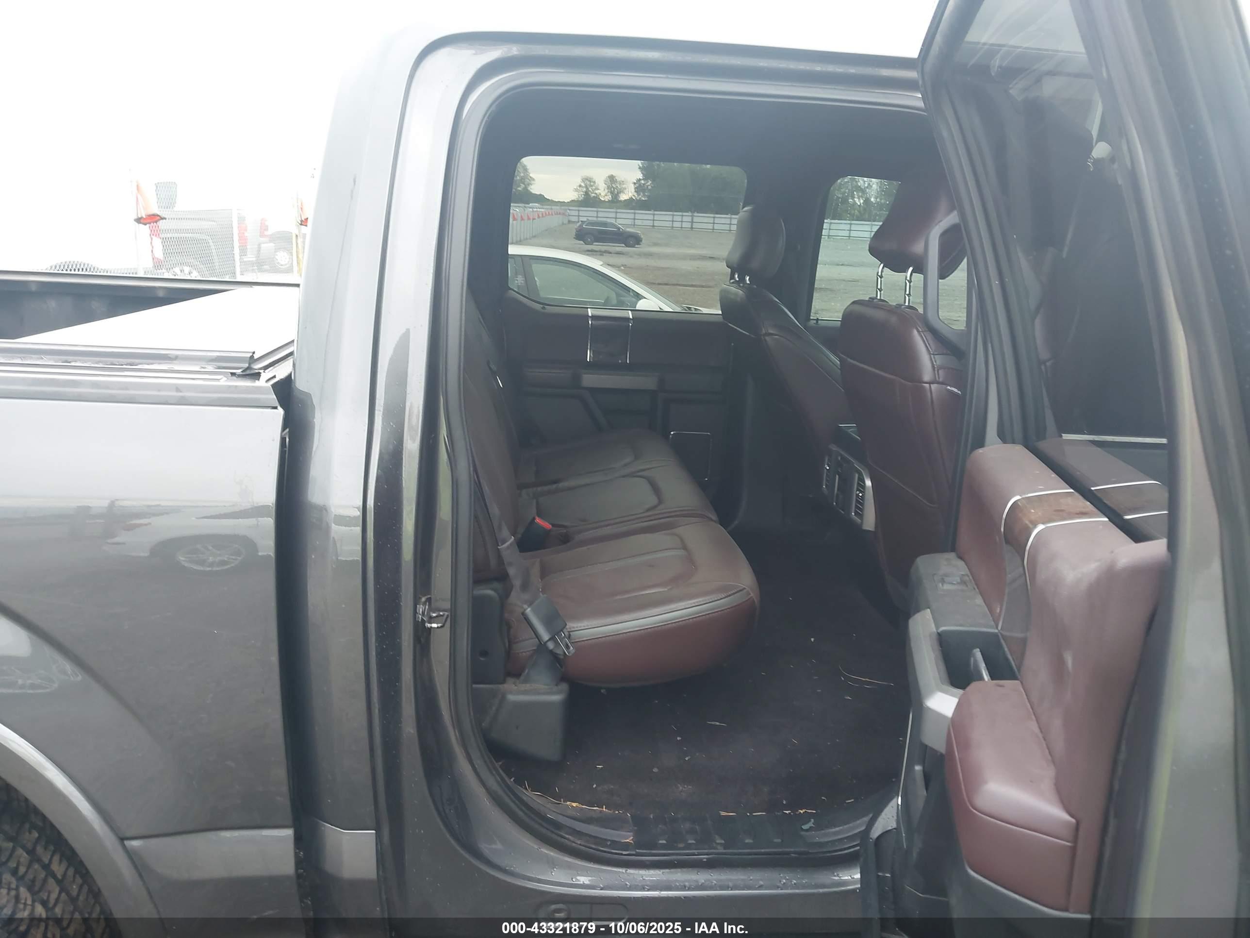 FORD F-150 image 8