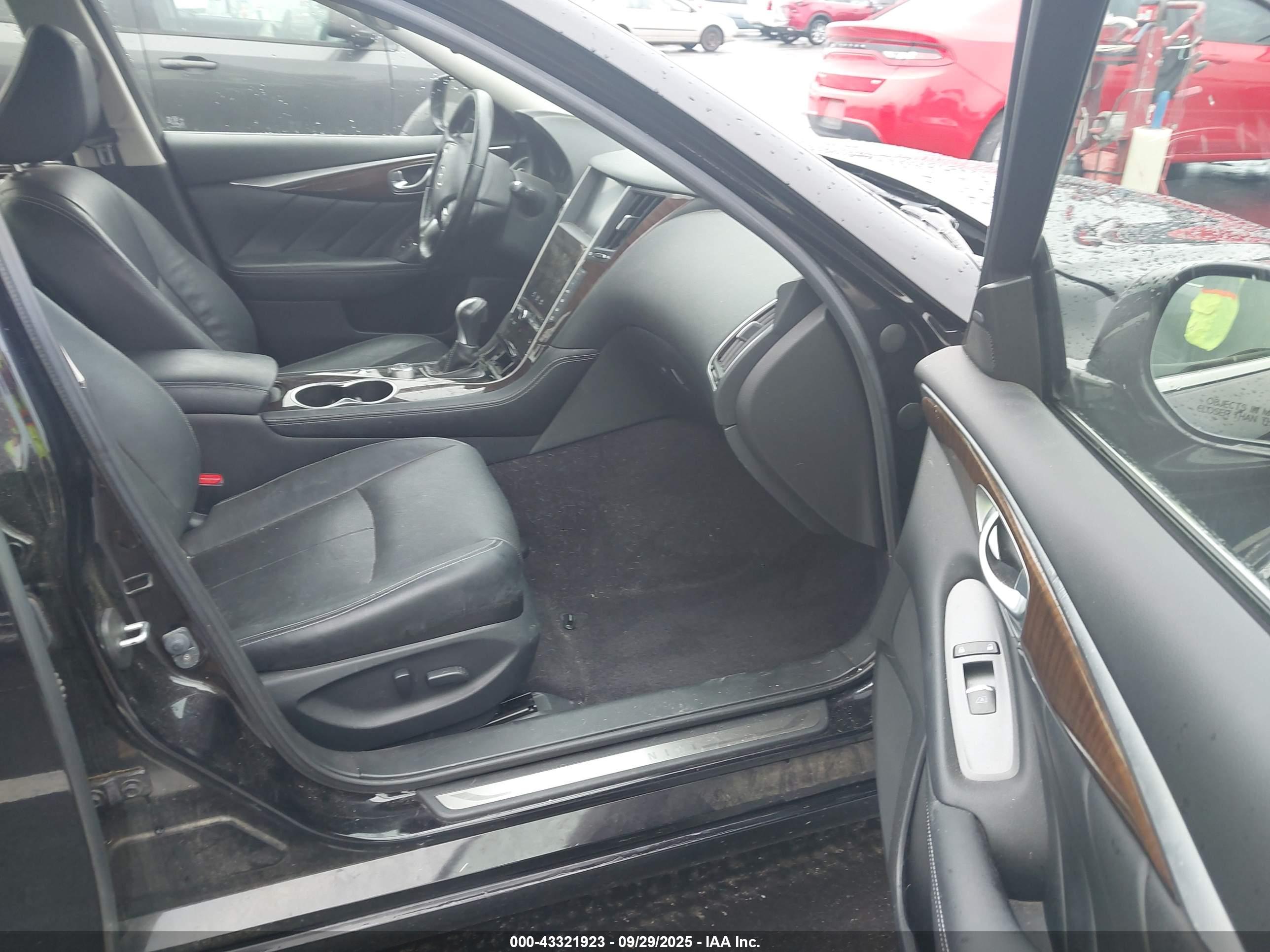 INFINITI Q50 image 5