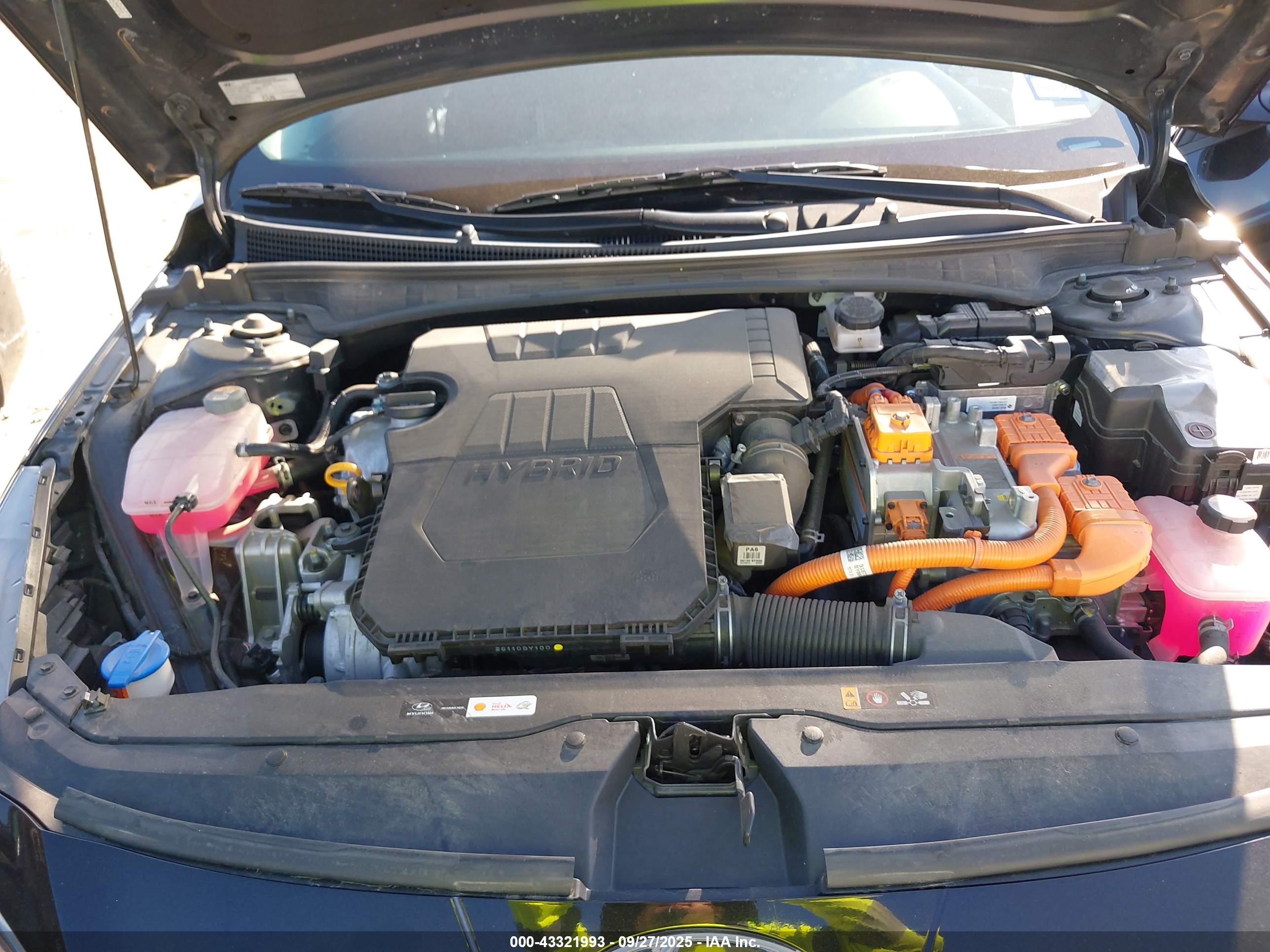 HYUNDAI ELANTRA image 10