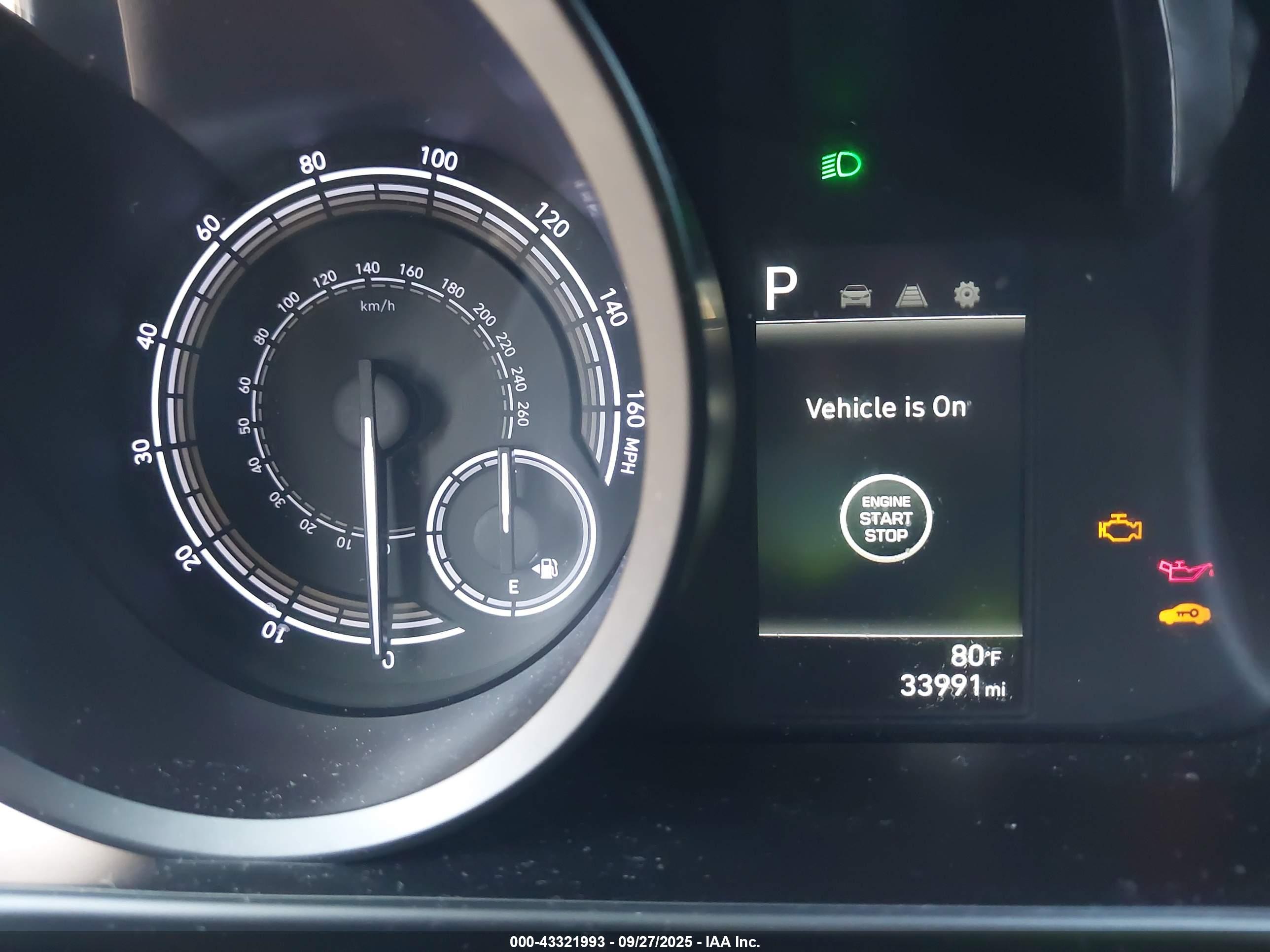 HYUNDAI ELANTRA image 7