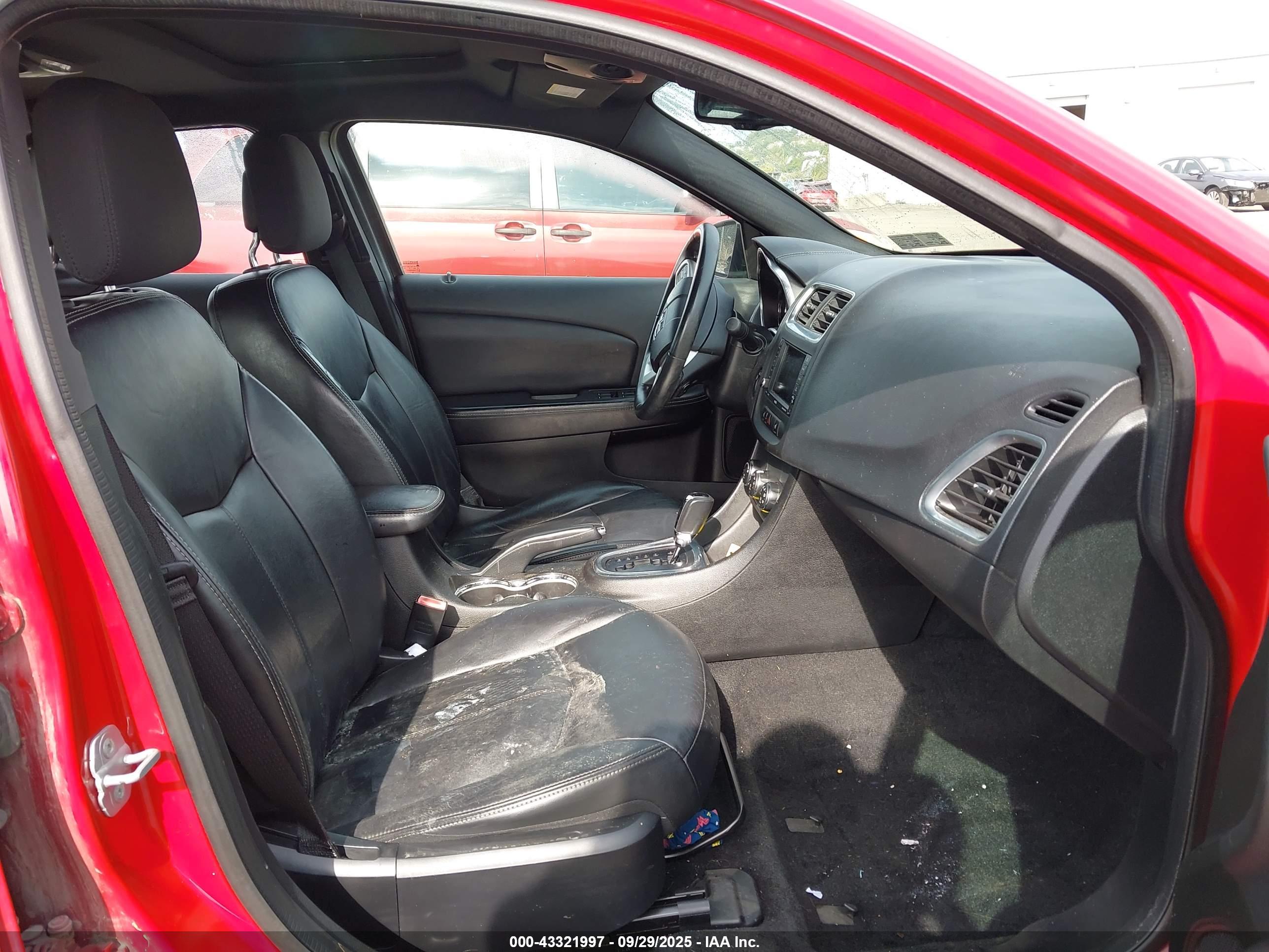 DODGE AVENGER image 5