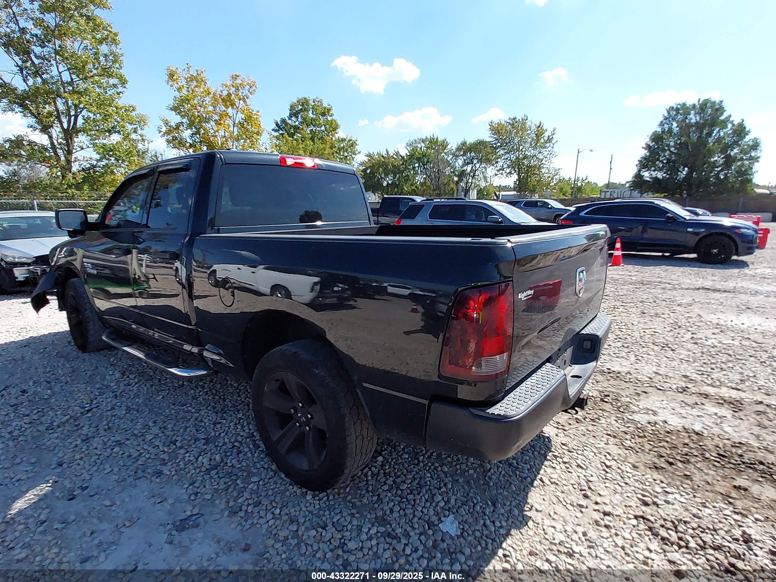 RAM 1500 image 3