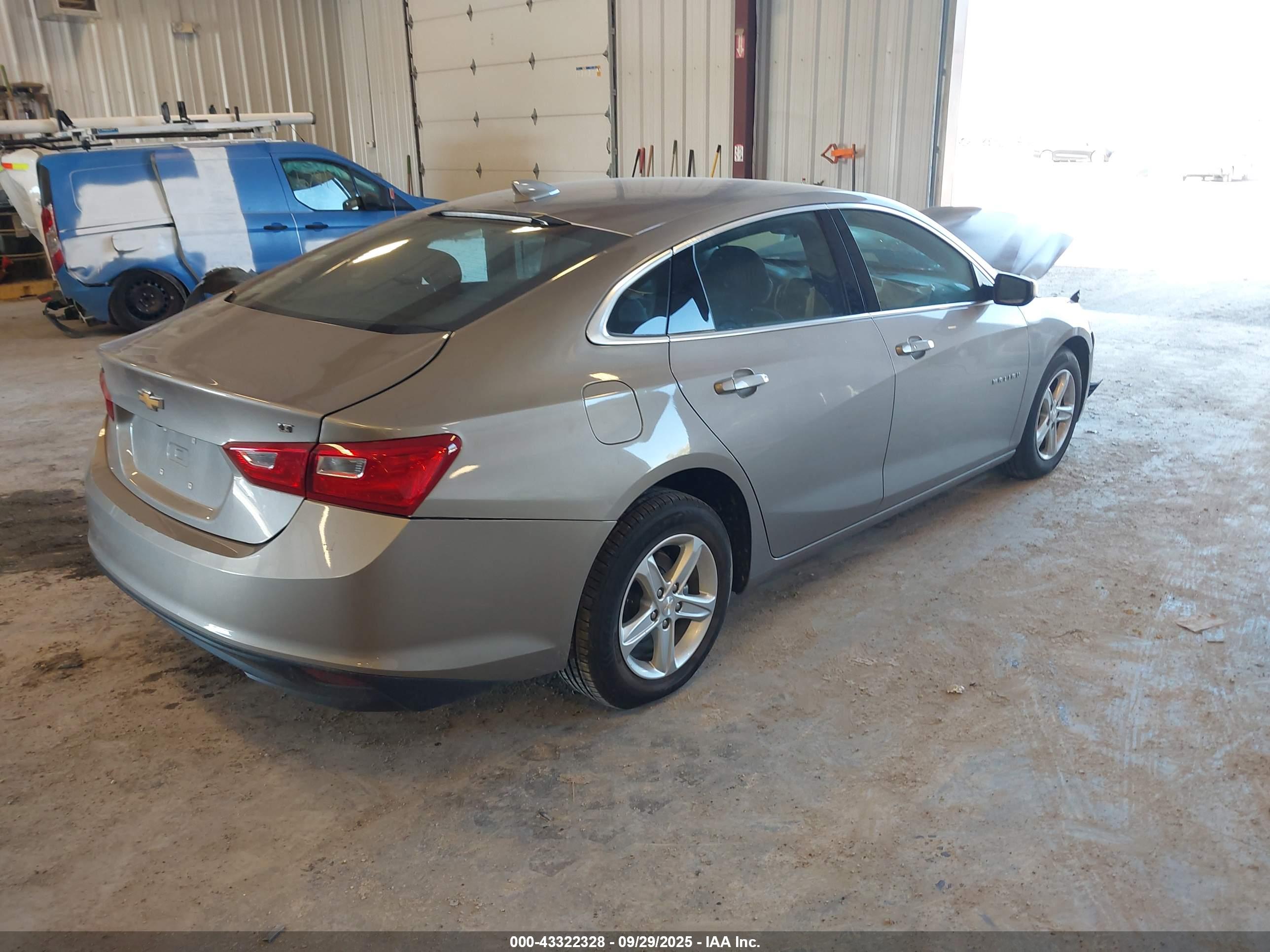 CHEVROLET MALIBU image 4