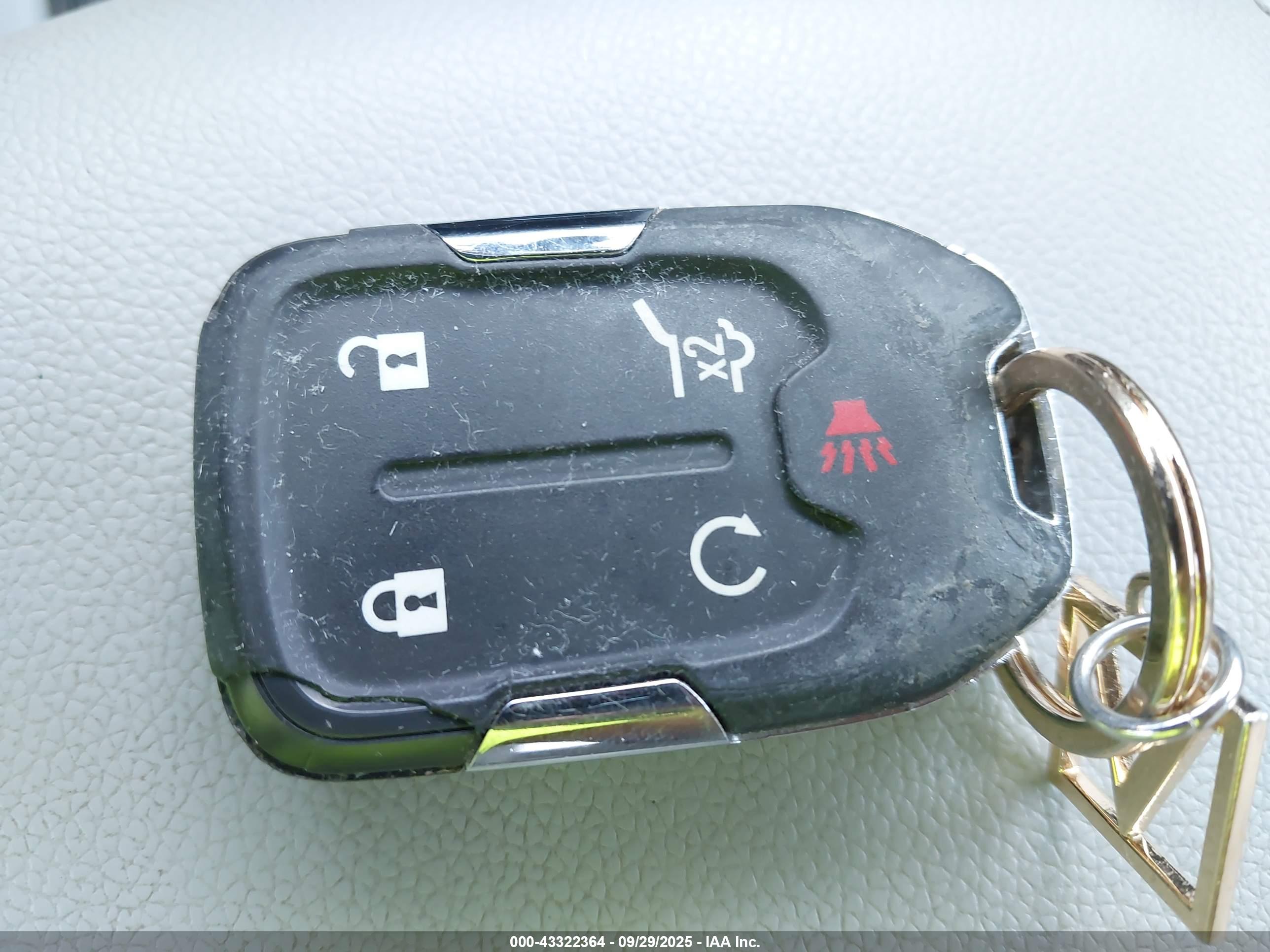 GMC ACADIA image 11