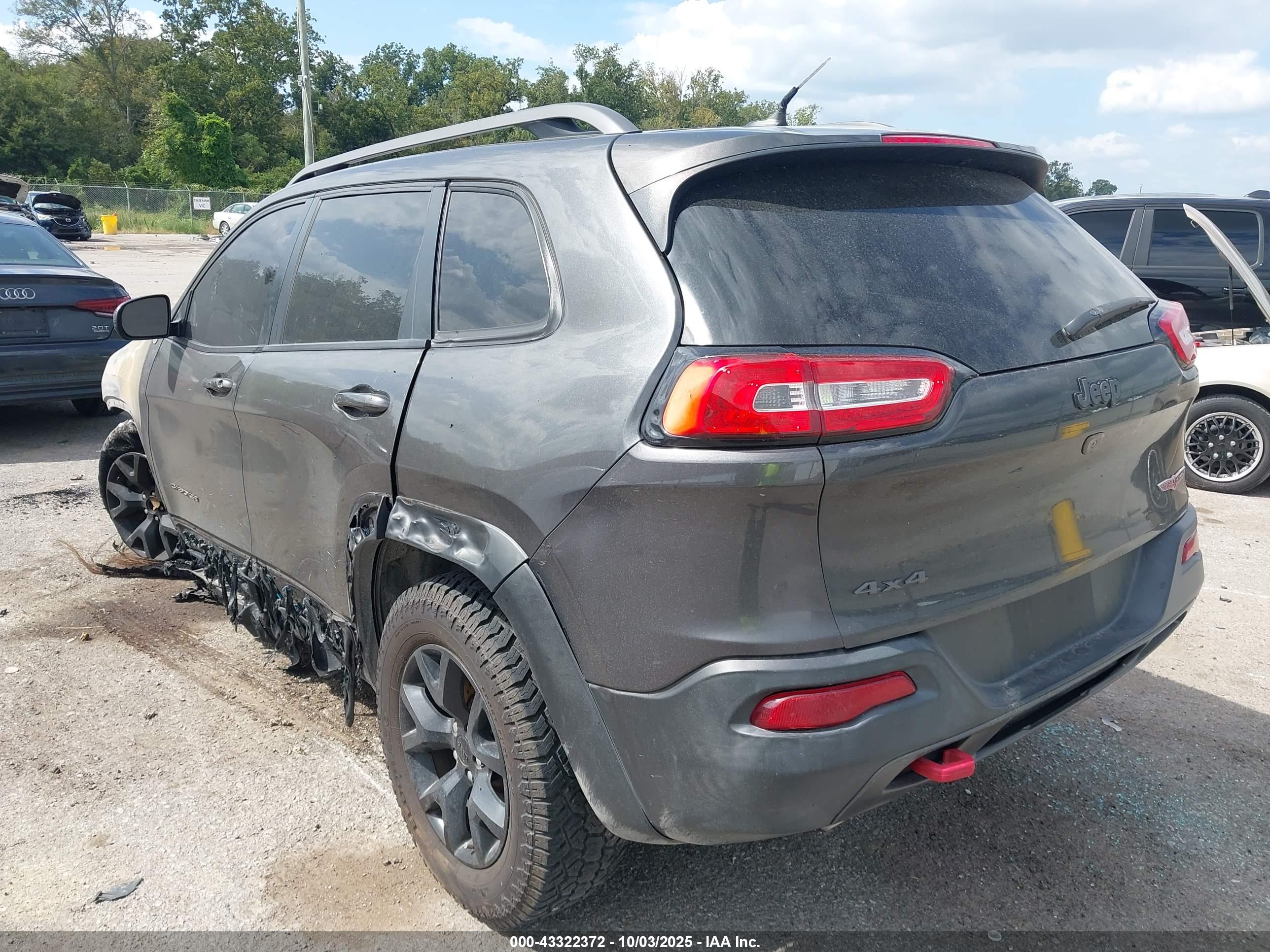 JEEP CHEROKEE image 3
